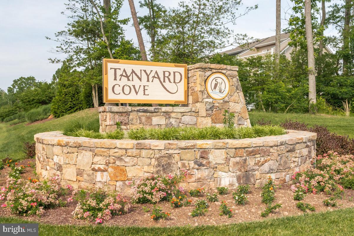 TANYARD COVE NORTH - Residential Lease