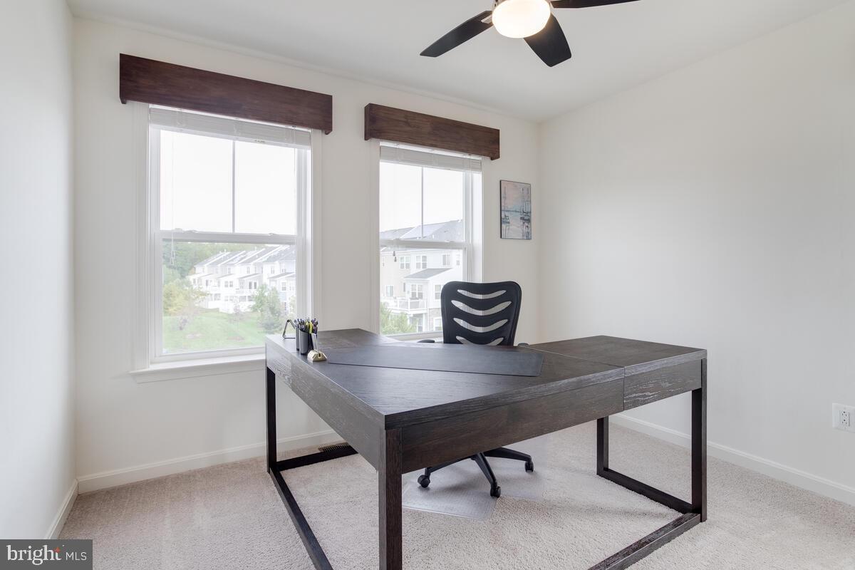 TANYARD COVE NORTH - Residential Lease