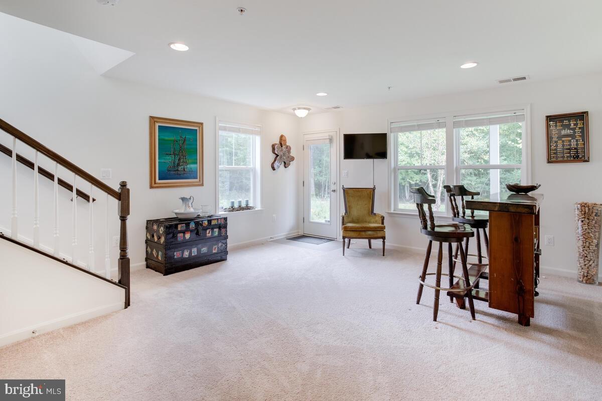 TANYARD COVE NORTH - Residential Lease