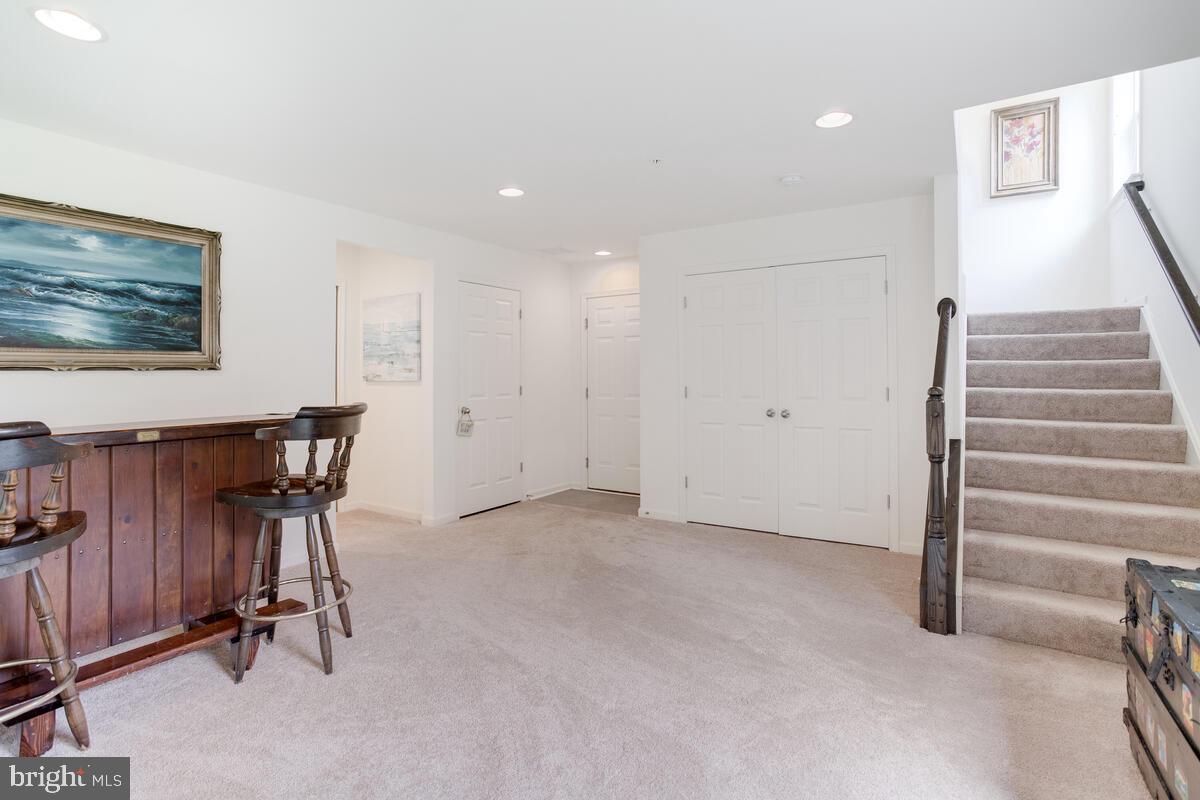 TANYARD COVE NORTH - Residential Lease