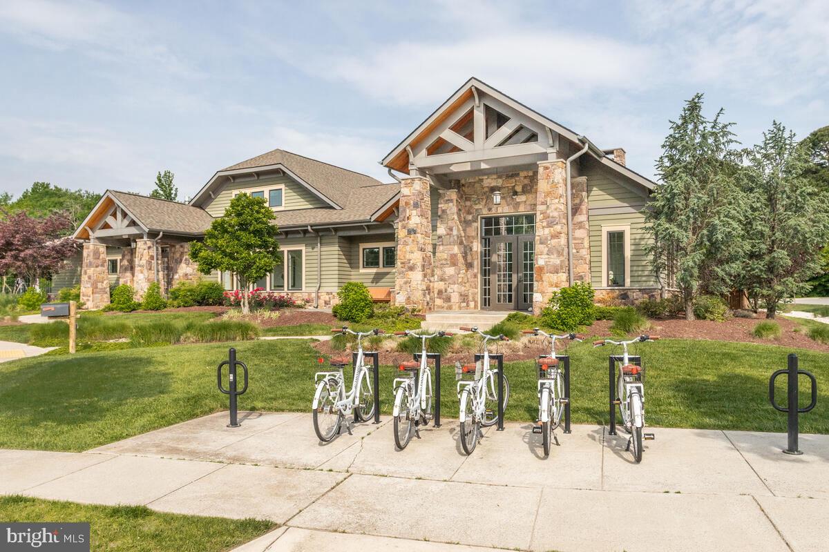 TANYARD COVE NORTH - Residential Lease