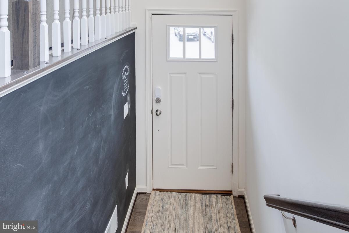 TANYARD COVE NORTH - Residential Lease