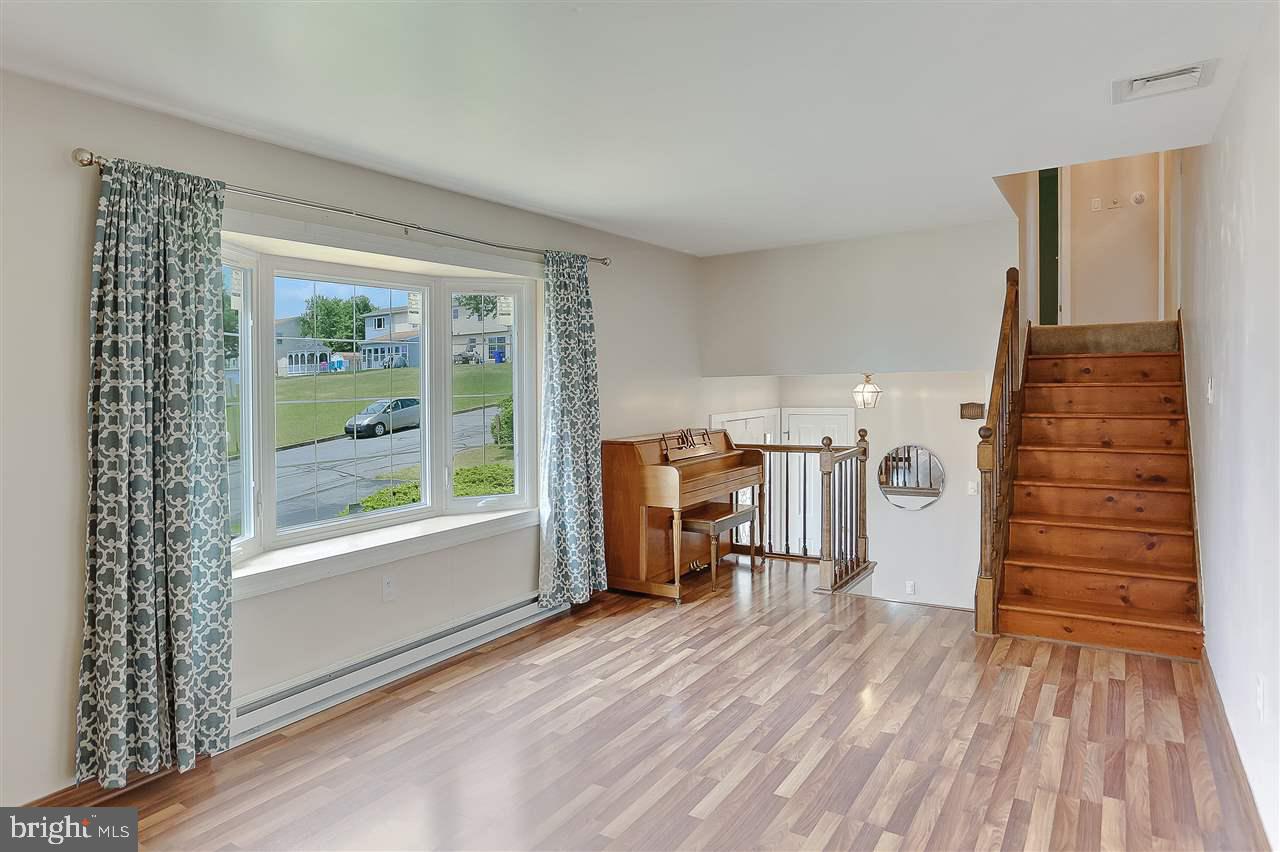 KINGSBROOK - Residential