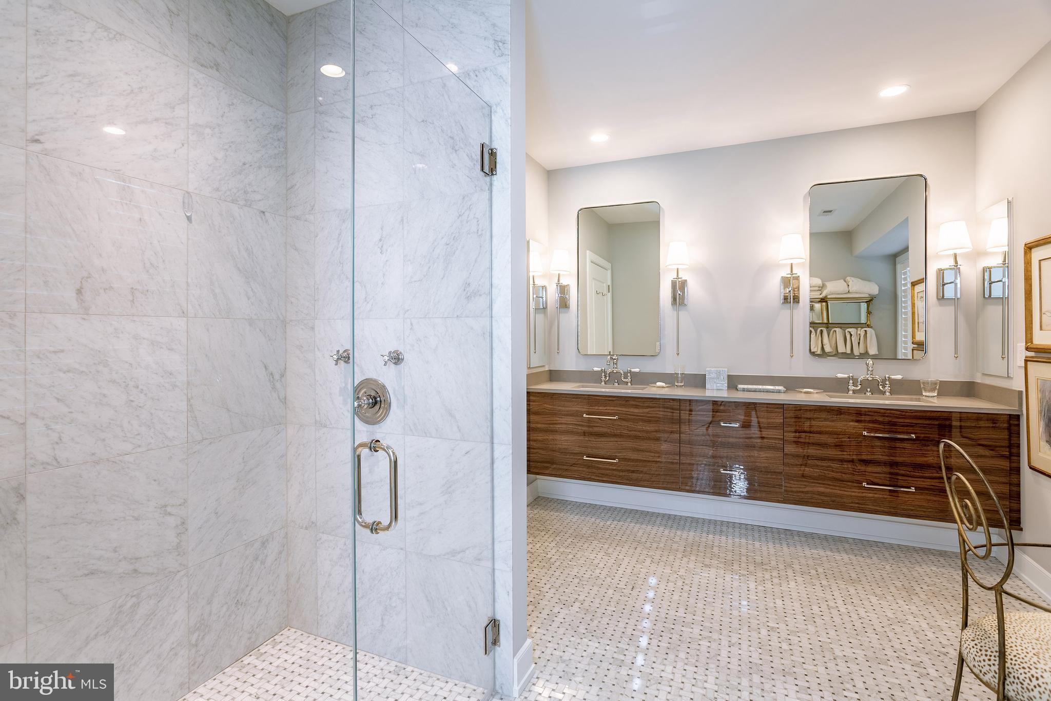 RABBIT RUN CREEK - Residential