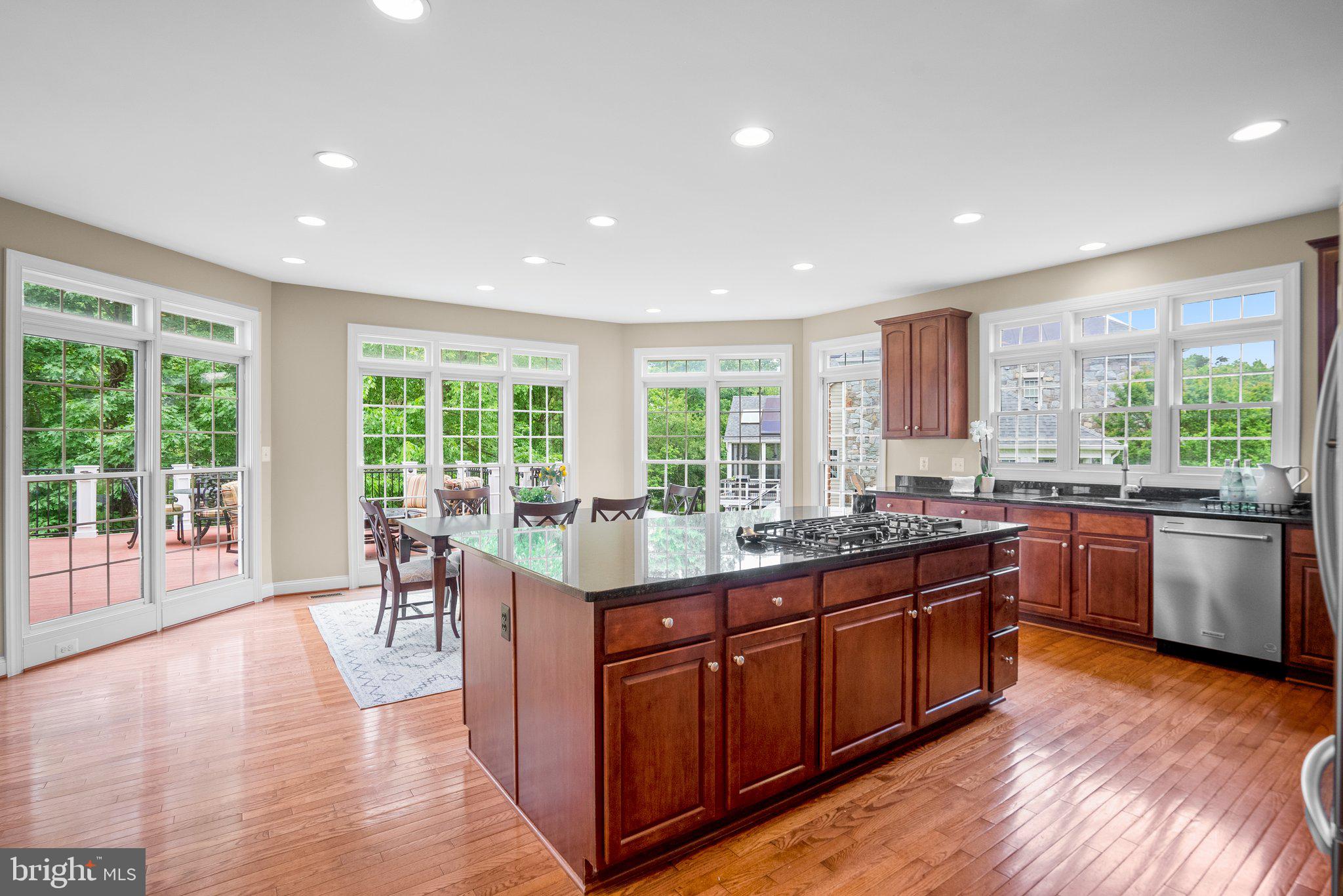 OAK HILL RESERVE - Residential