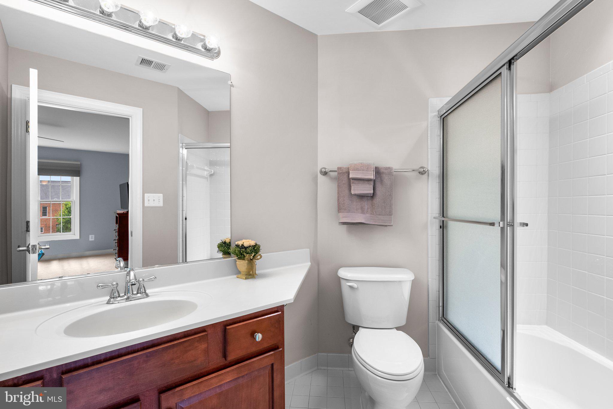 OAK HILL RESERVE - Residential