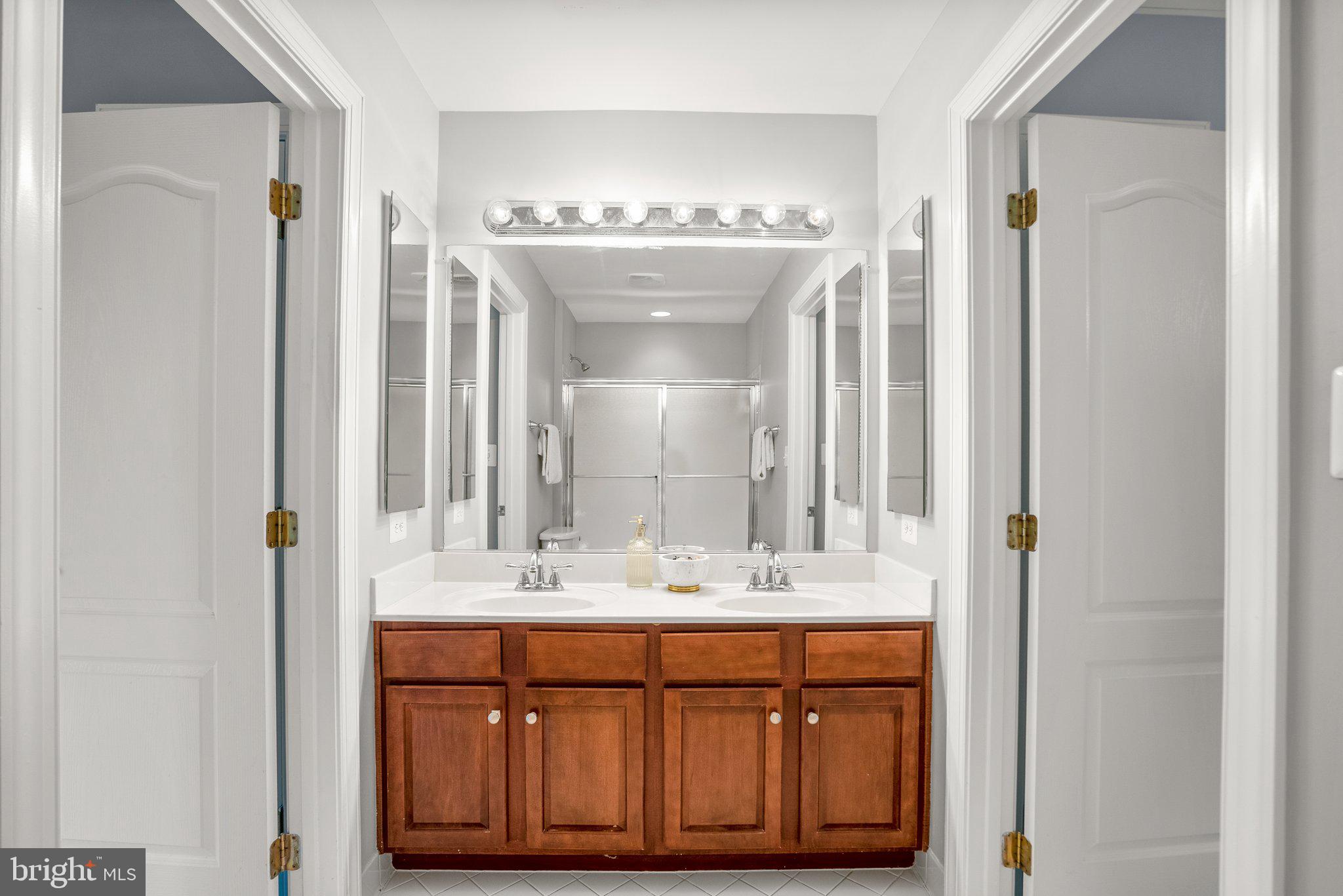 OAK HILL RESERVE - Residential