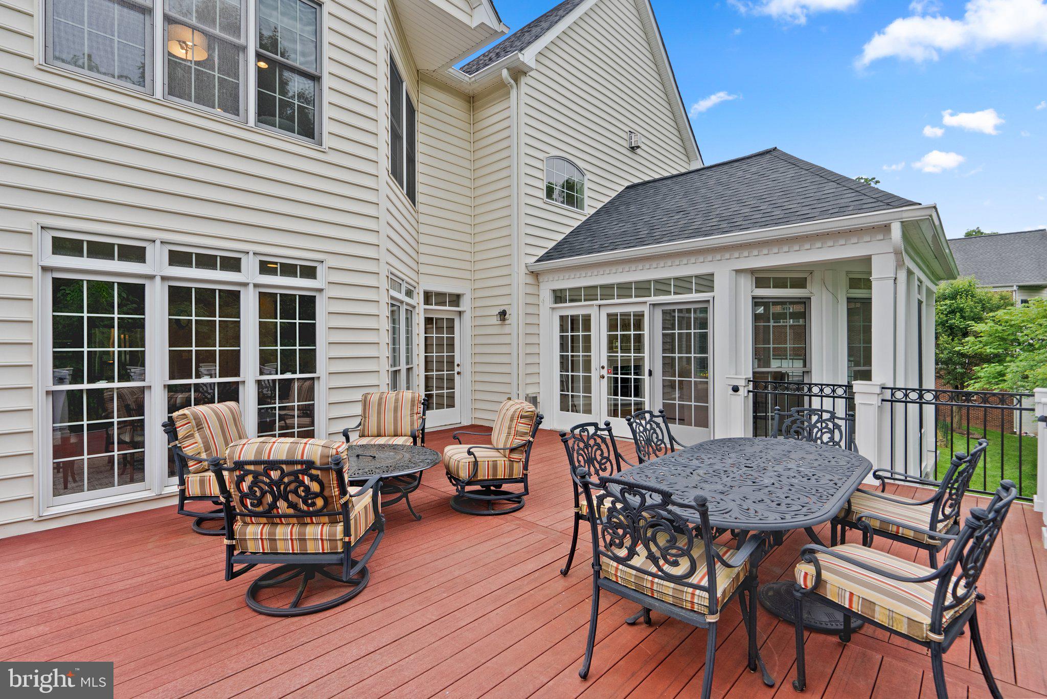 OAK HILL RESERVE - Residential