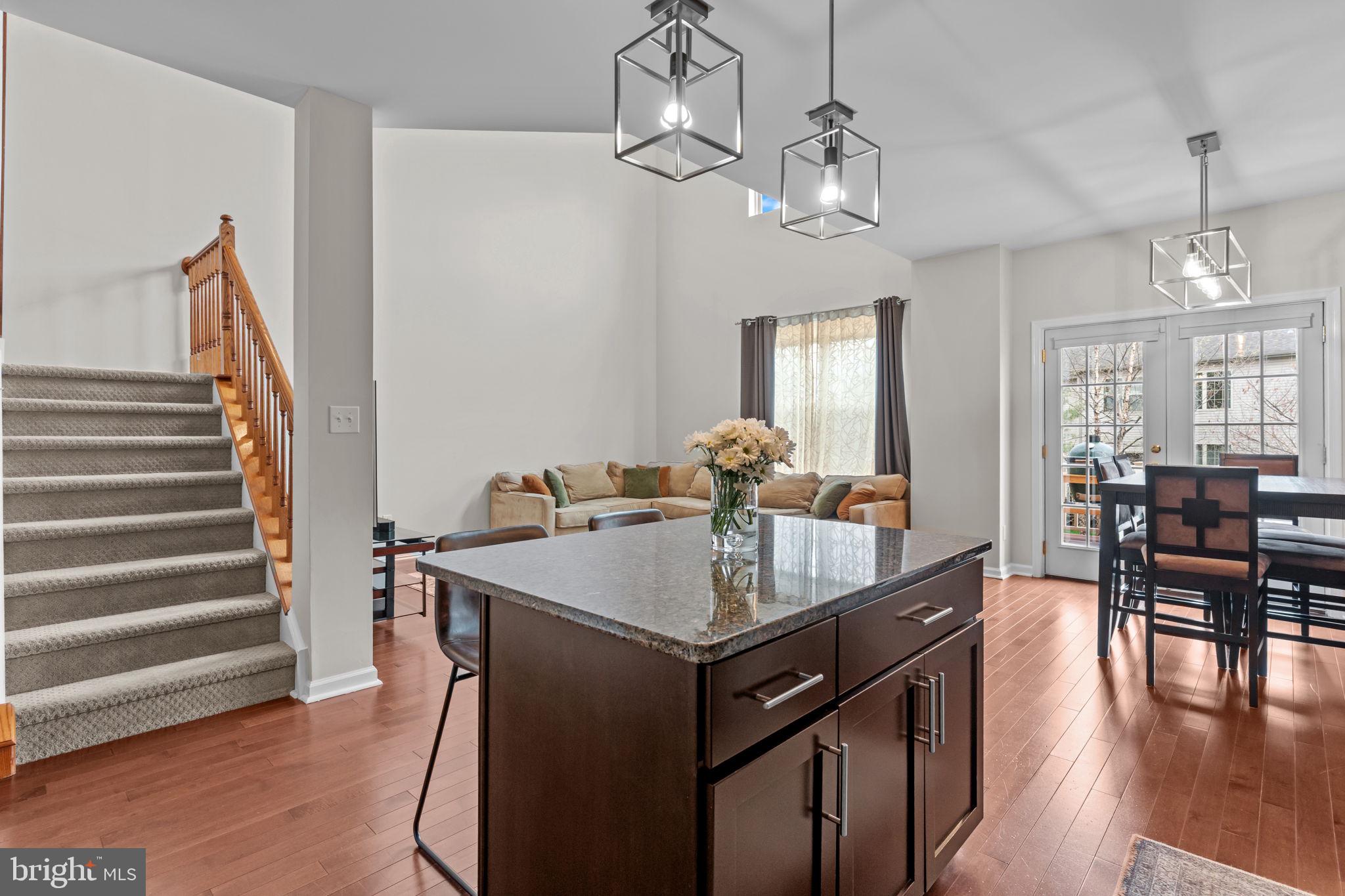 WALNUT GROVE - Residential