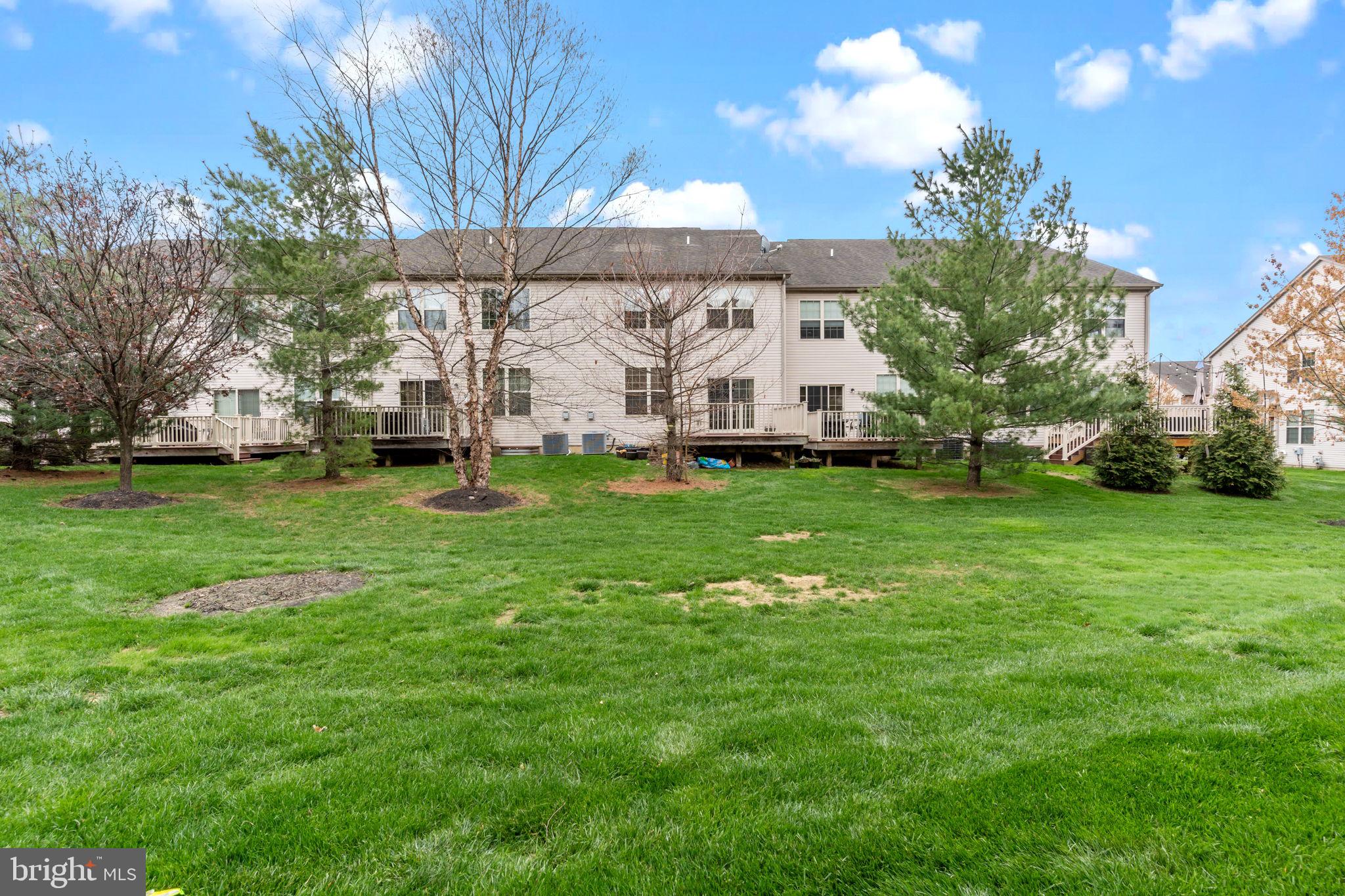 WALNUT GROVE - Residential