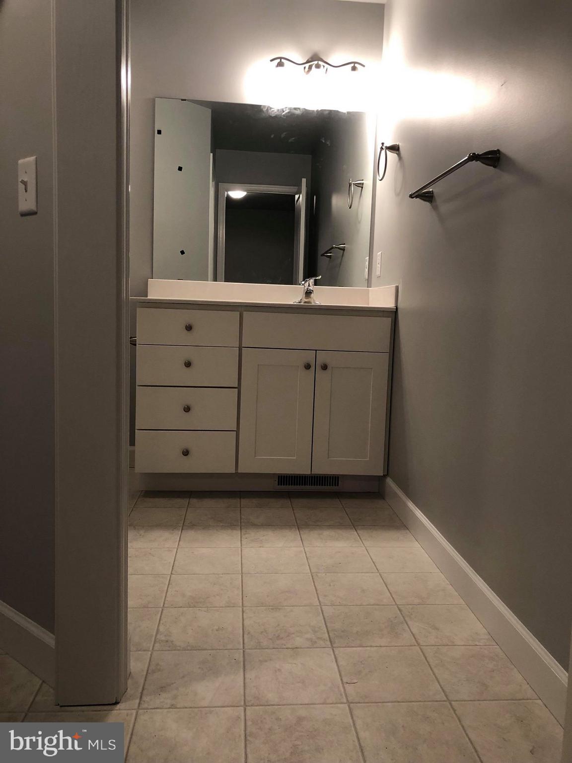 PEAR TREE POINT - Residential Lease