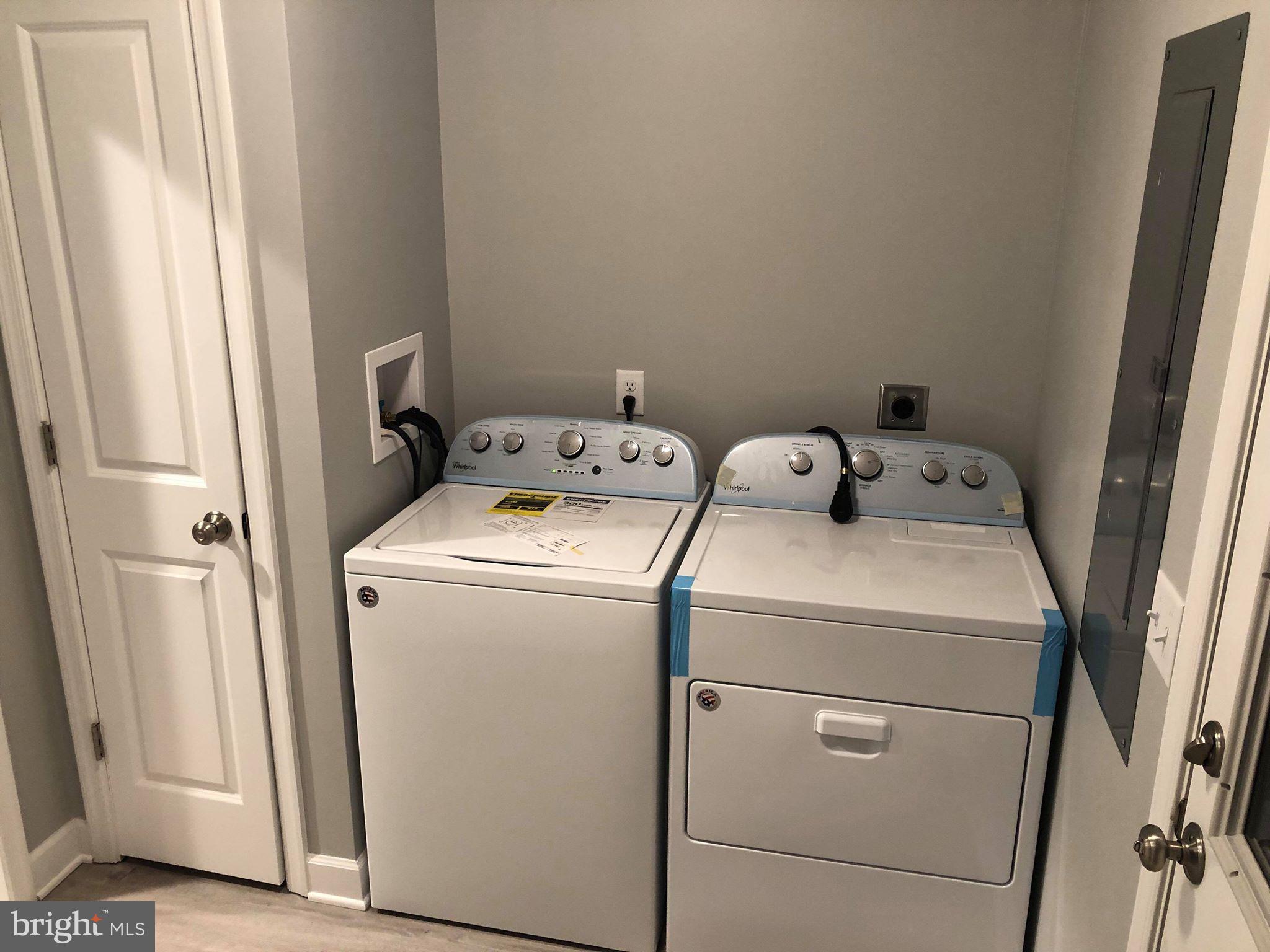 PEAR TREE POINT - Residential Lease