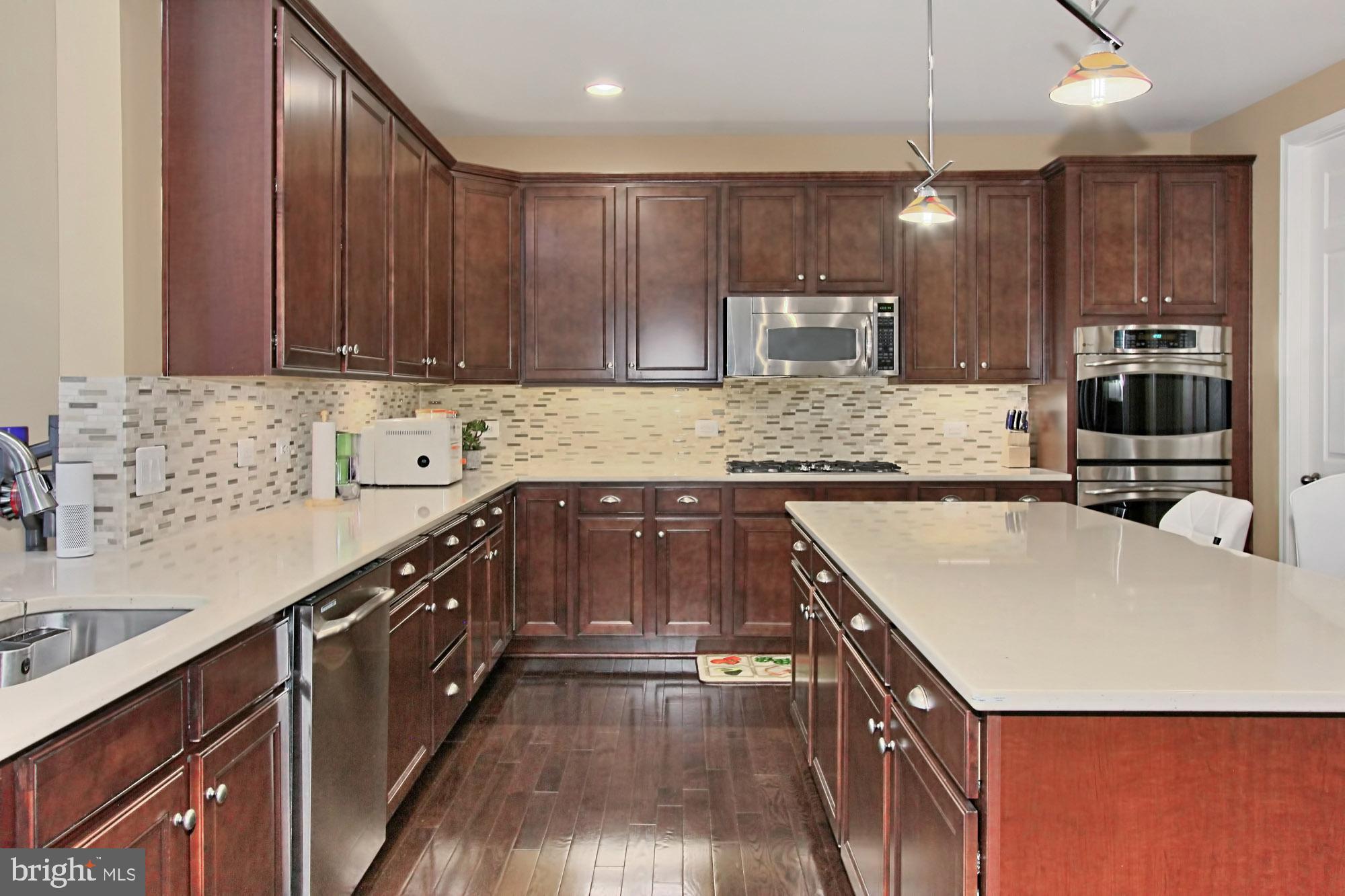 PROVIDENCE GLEN - Residential