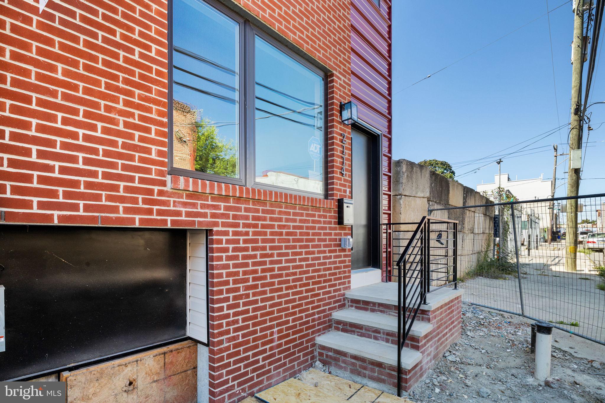 PORT RICHMOND - Residential