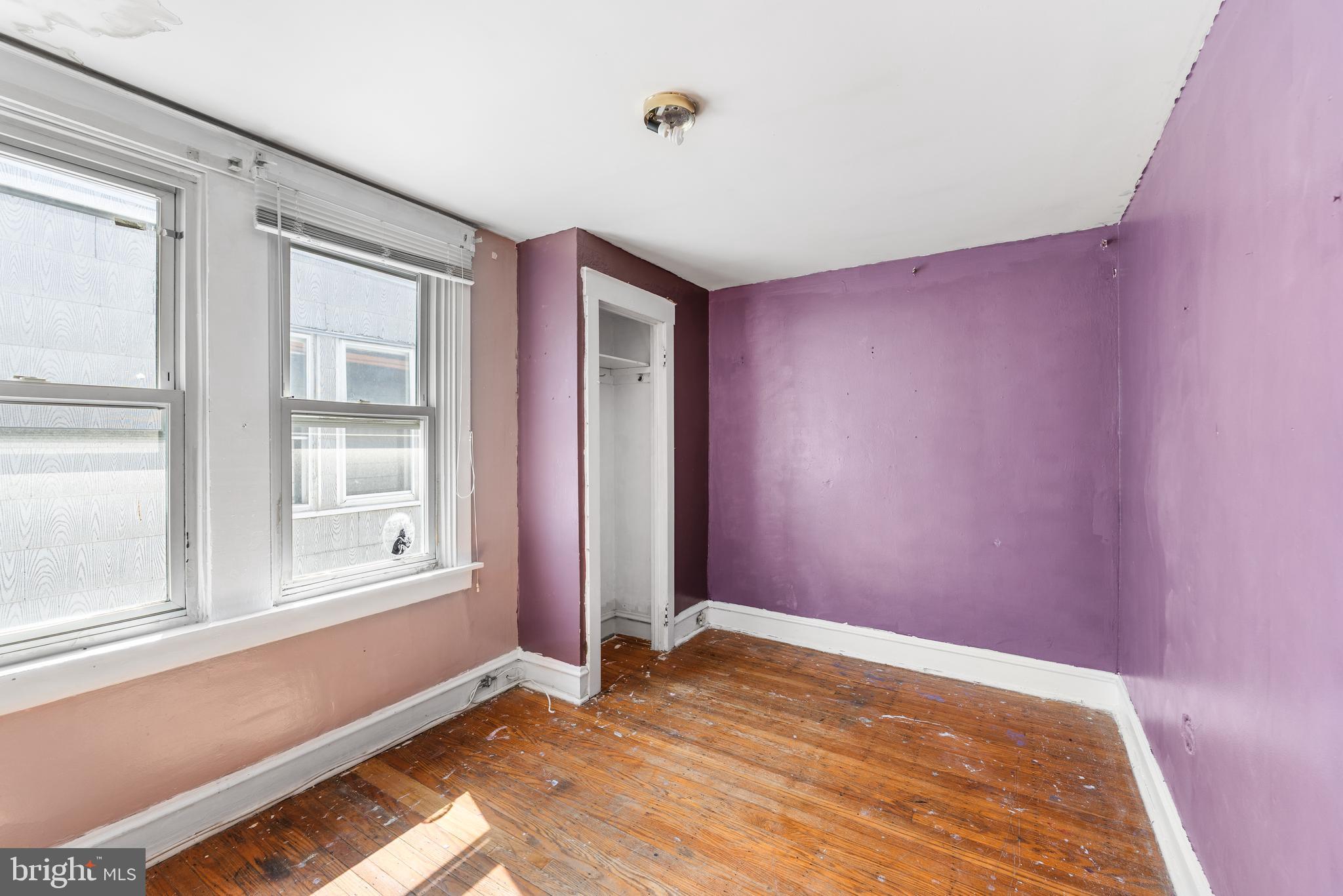 CLIFTON HEIGHTS - Residential