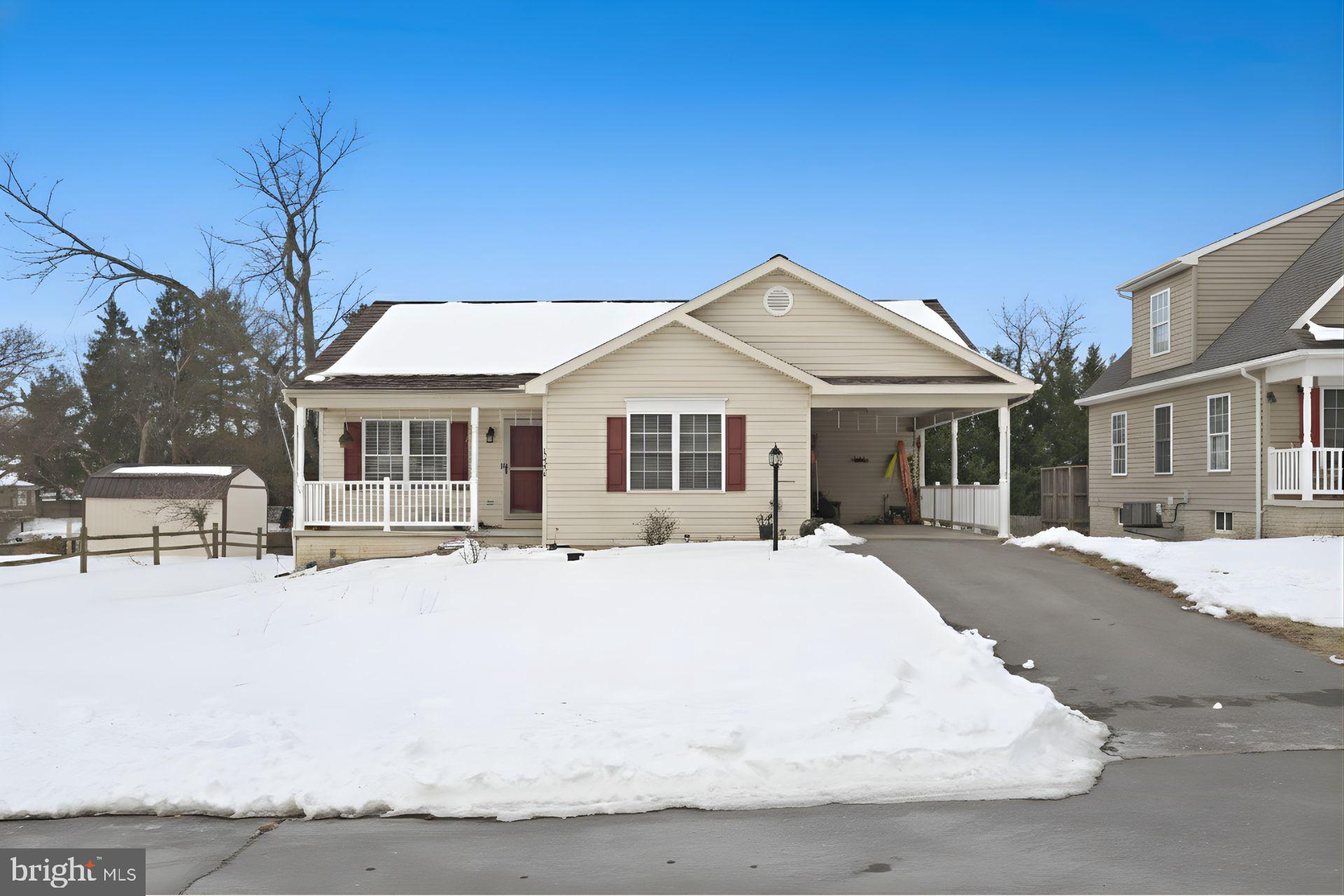 CEDAR LAWN - Residential