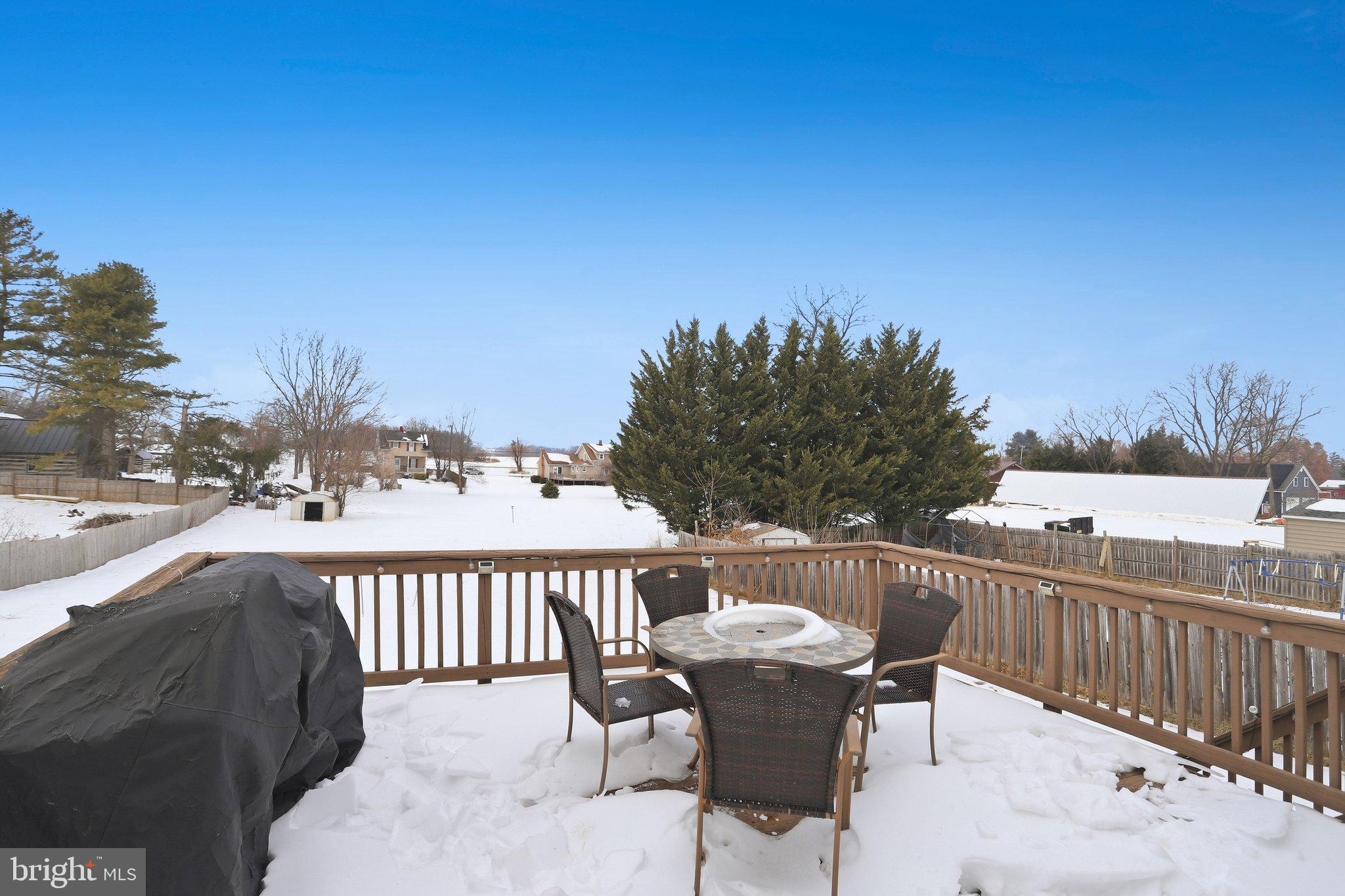 CEDAR LAWN - Residential