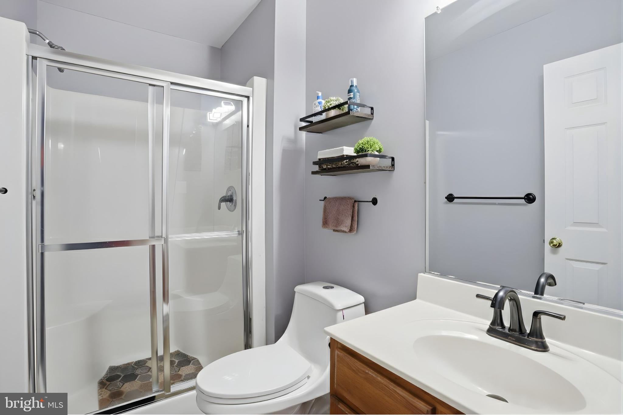 CEDAR LAWN - Residential