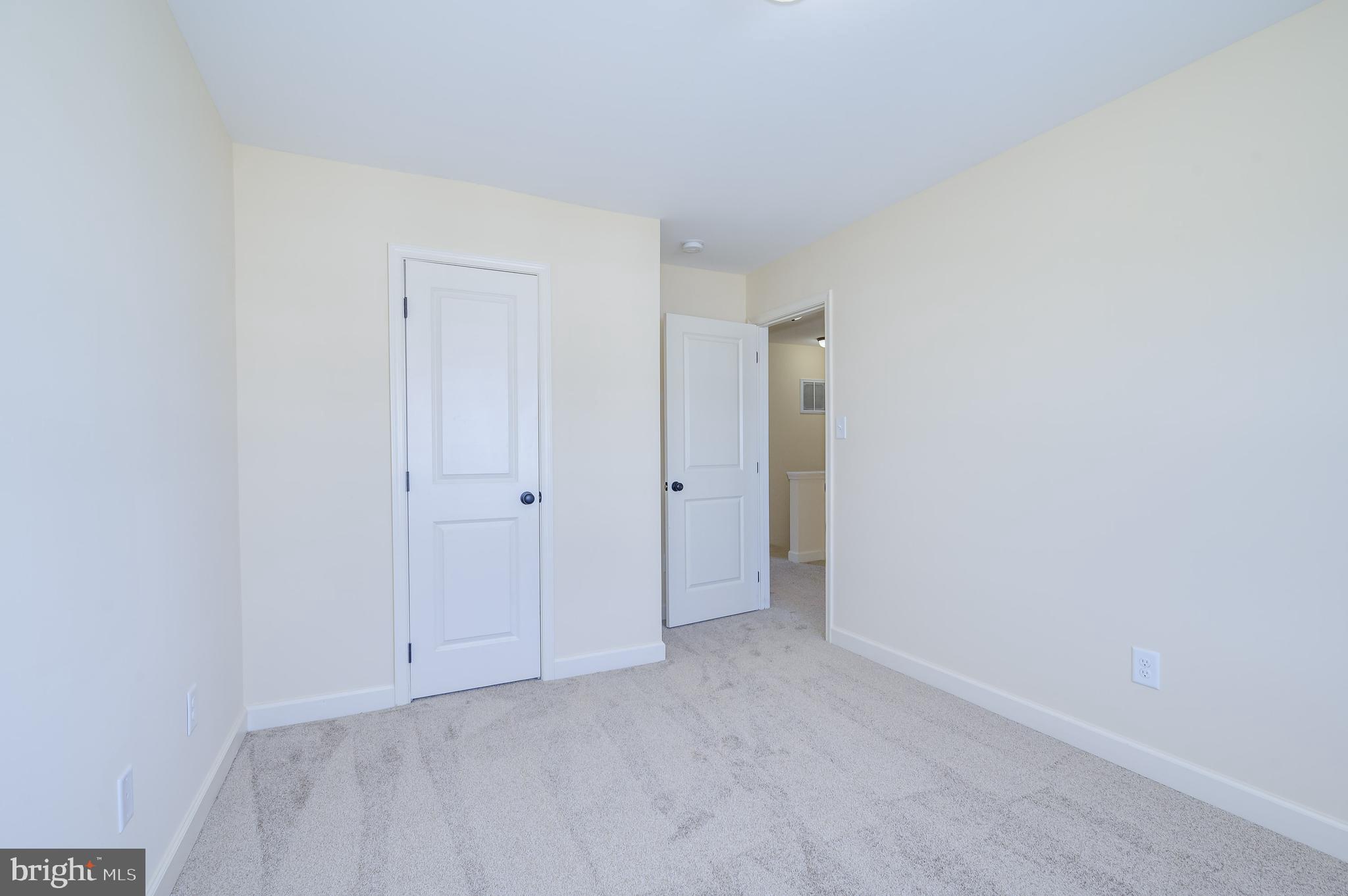 INWOOD VILLAGE - Residential