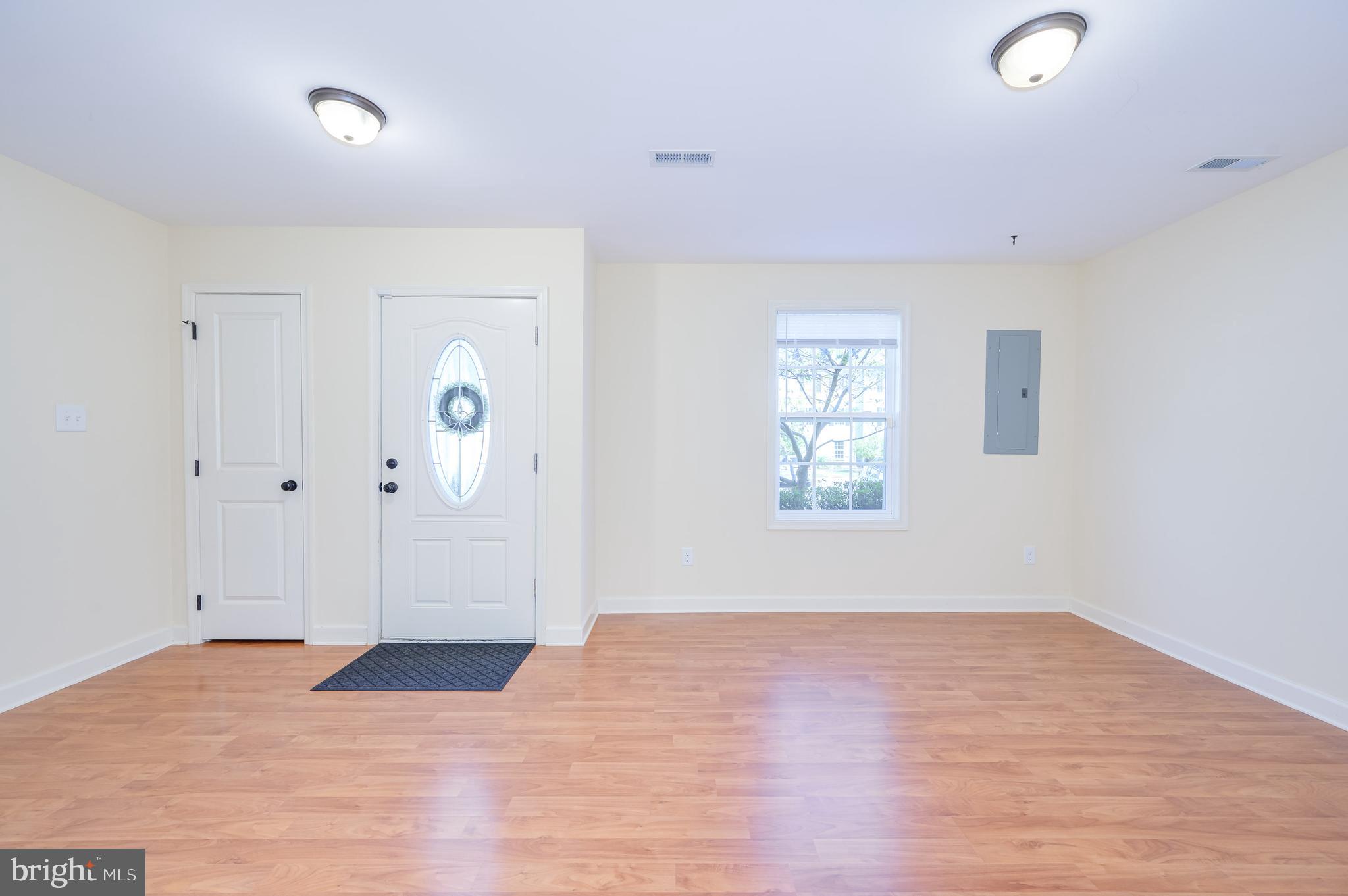 INWOOD VILLAGE - Residential