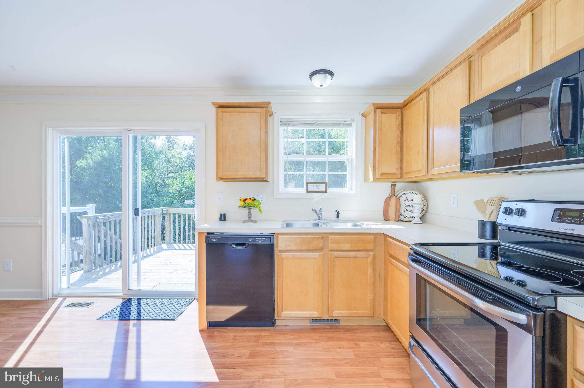 INWOOD VILLAGE - Residential