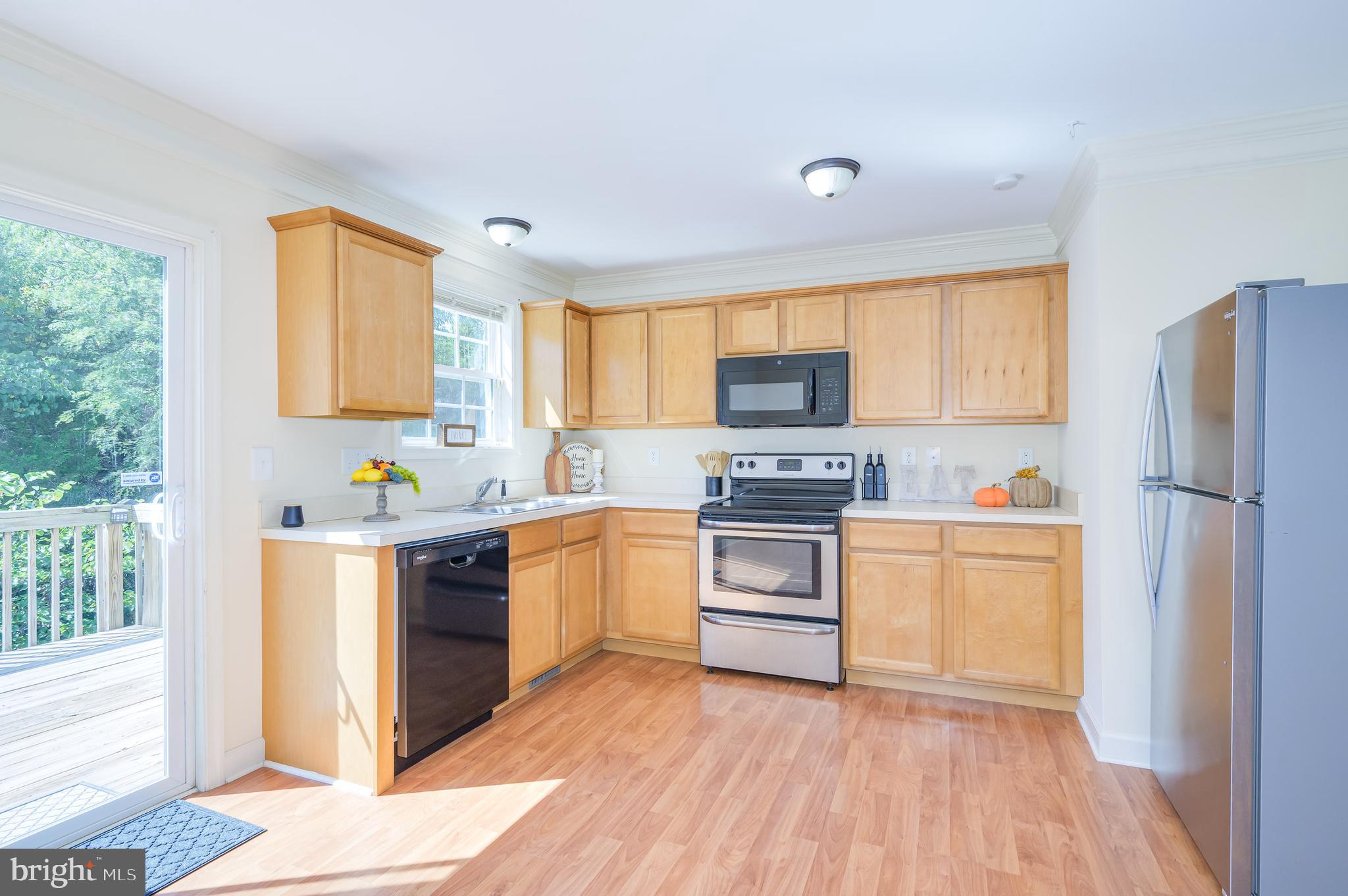 INWOOD VILLAGE - Residential