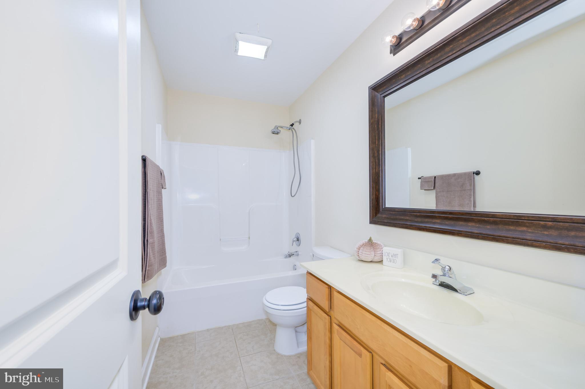 INWOOD VILLAGE - Residential