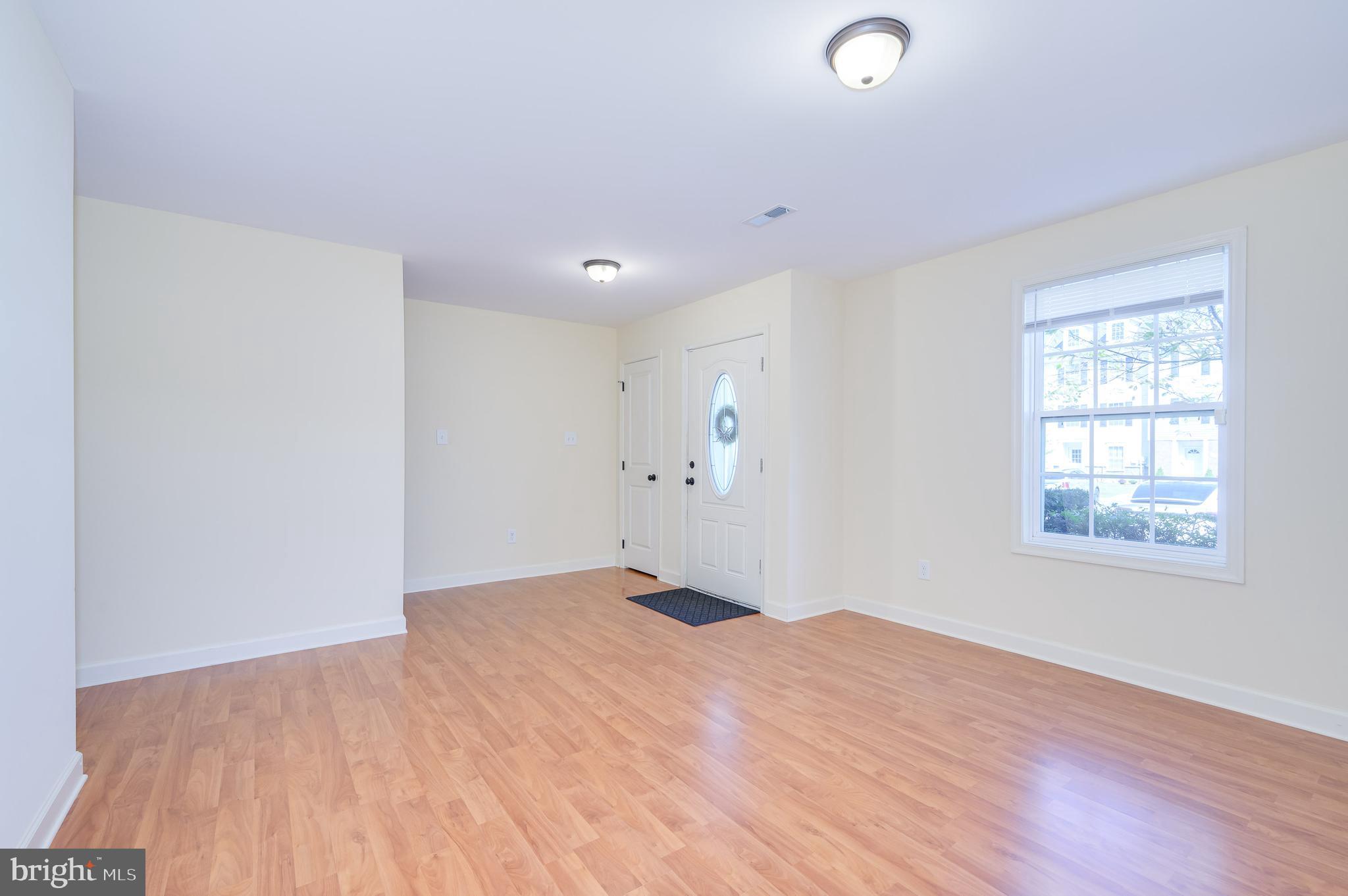 INWOOD VILLAGE - Residential