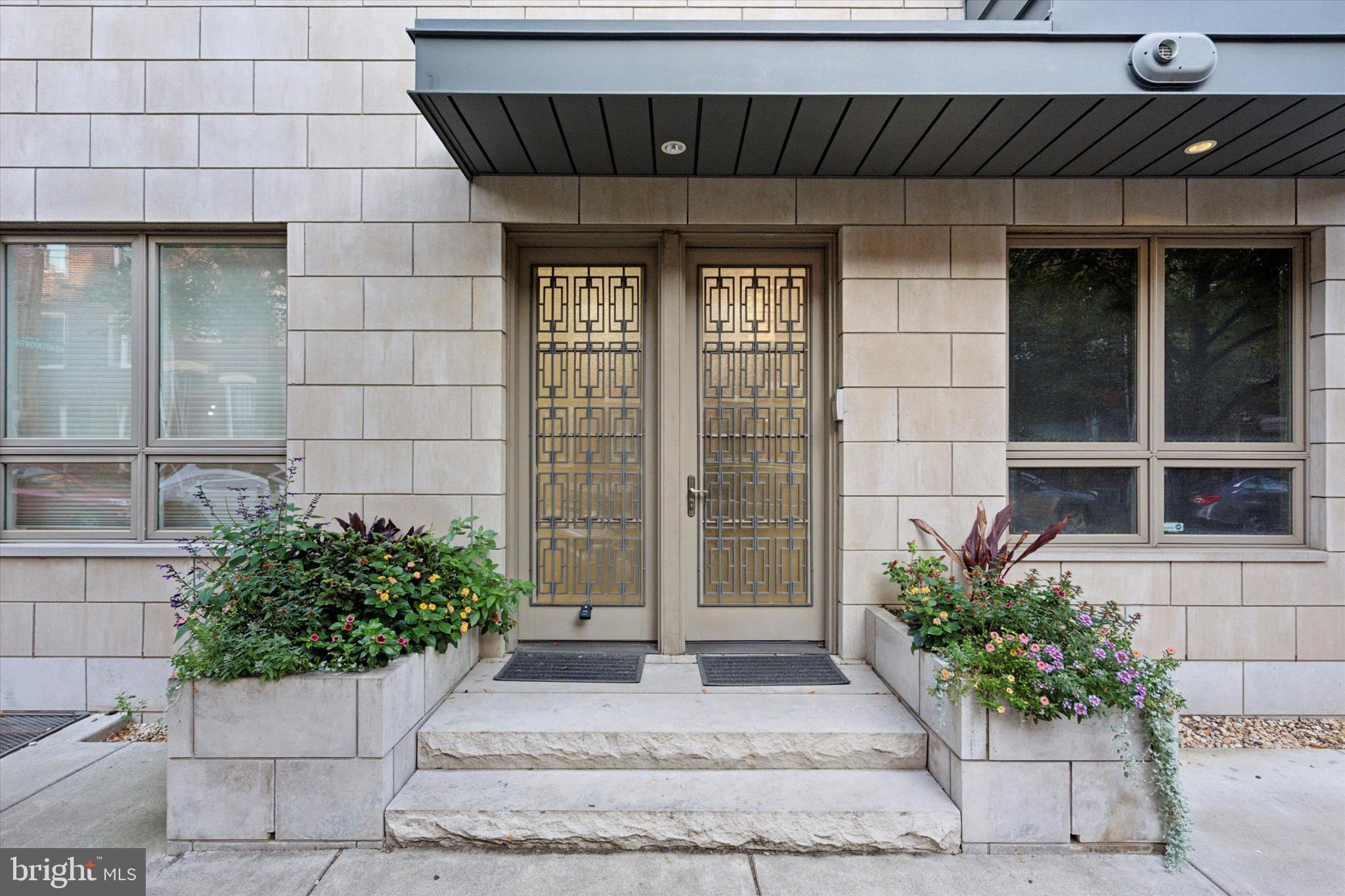 GRADUATE HOSPITAL - Residential