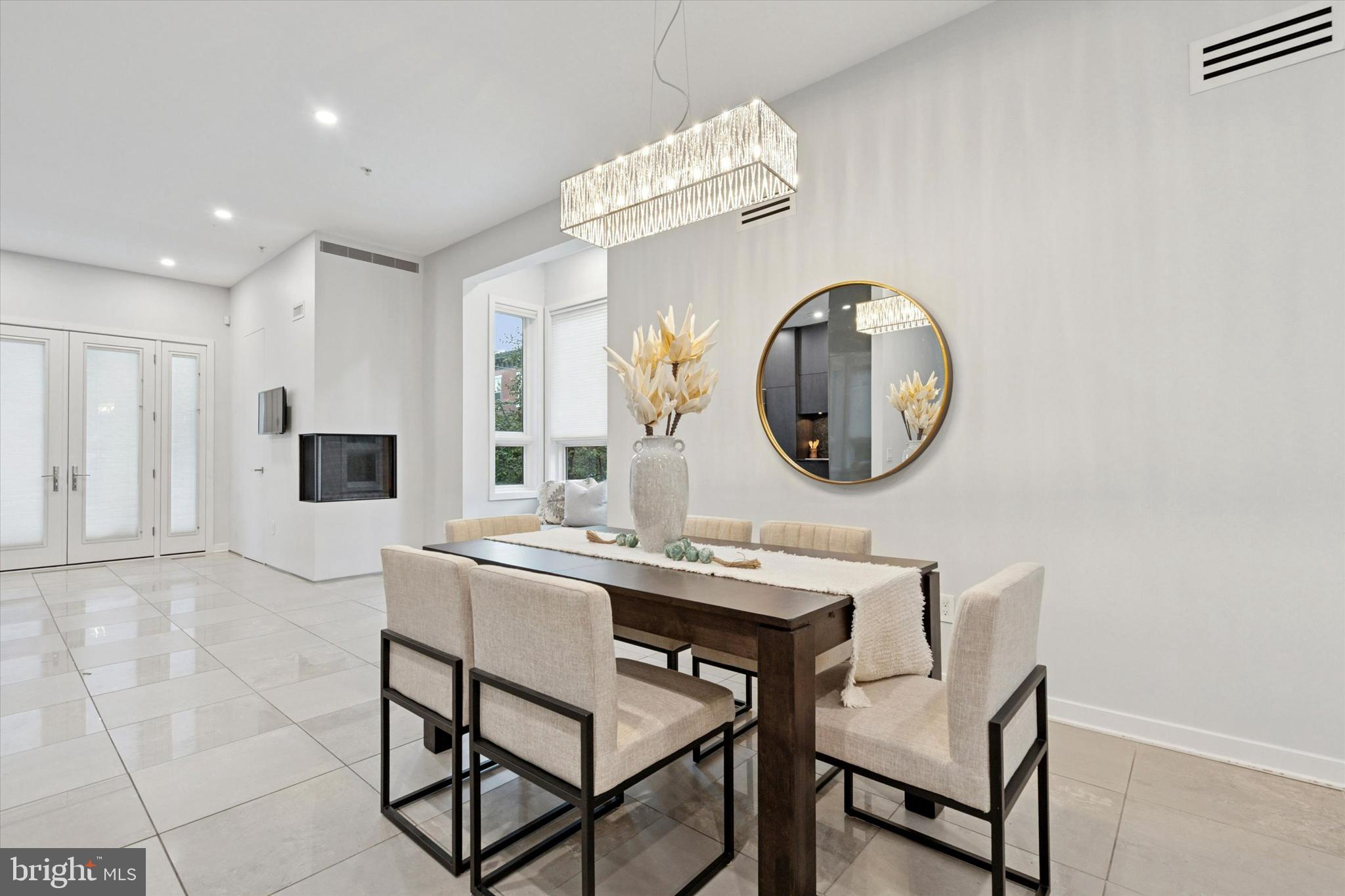 GRADUATE HOSPITAL - Residential