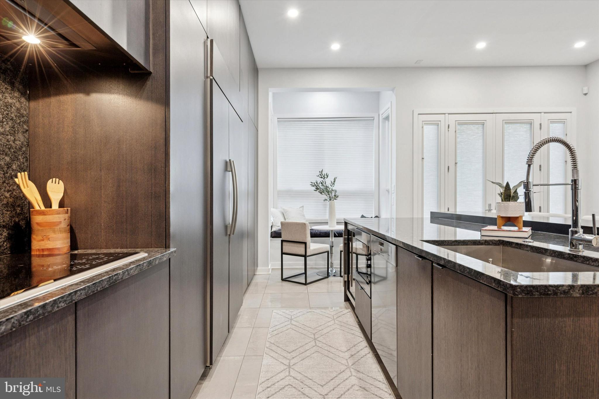 GRADUATE HOSPITAL - Residential