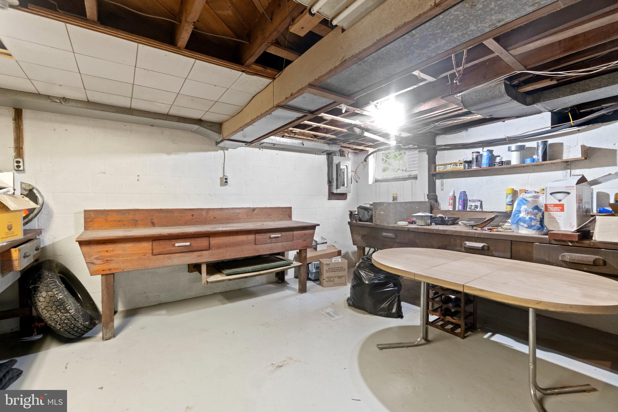 BRENTWOOD - Residential