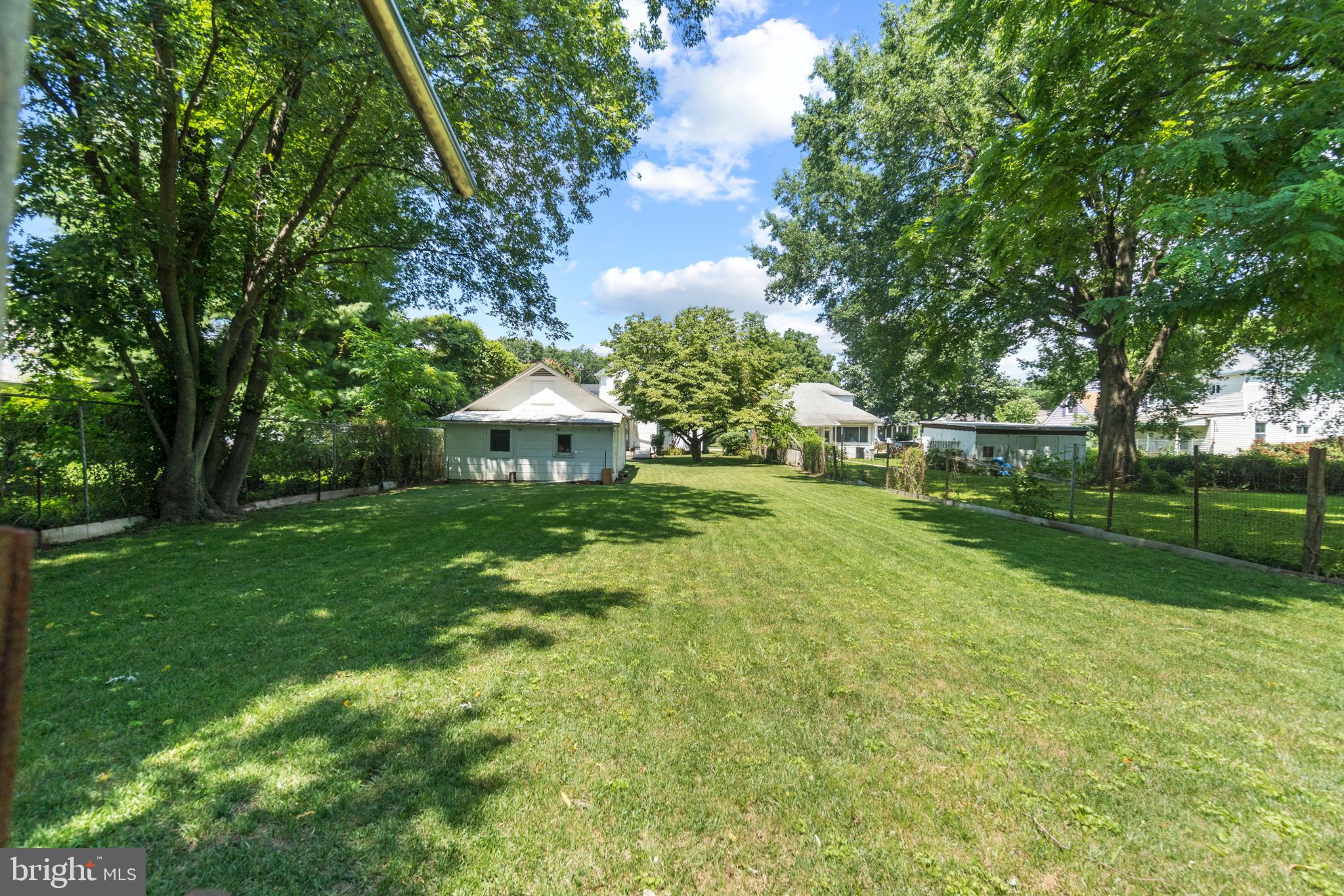 BRENTWOOD - Residential