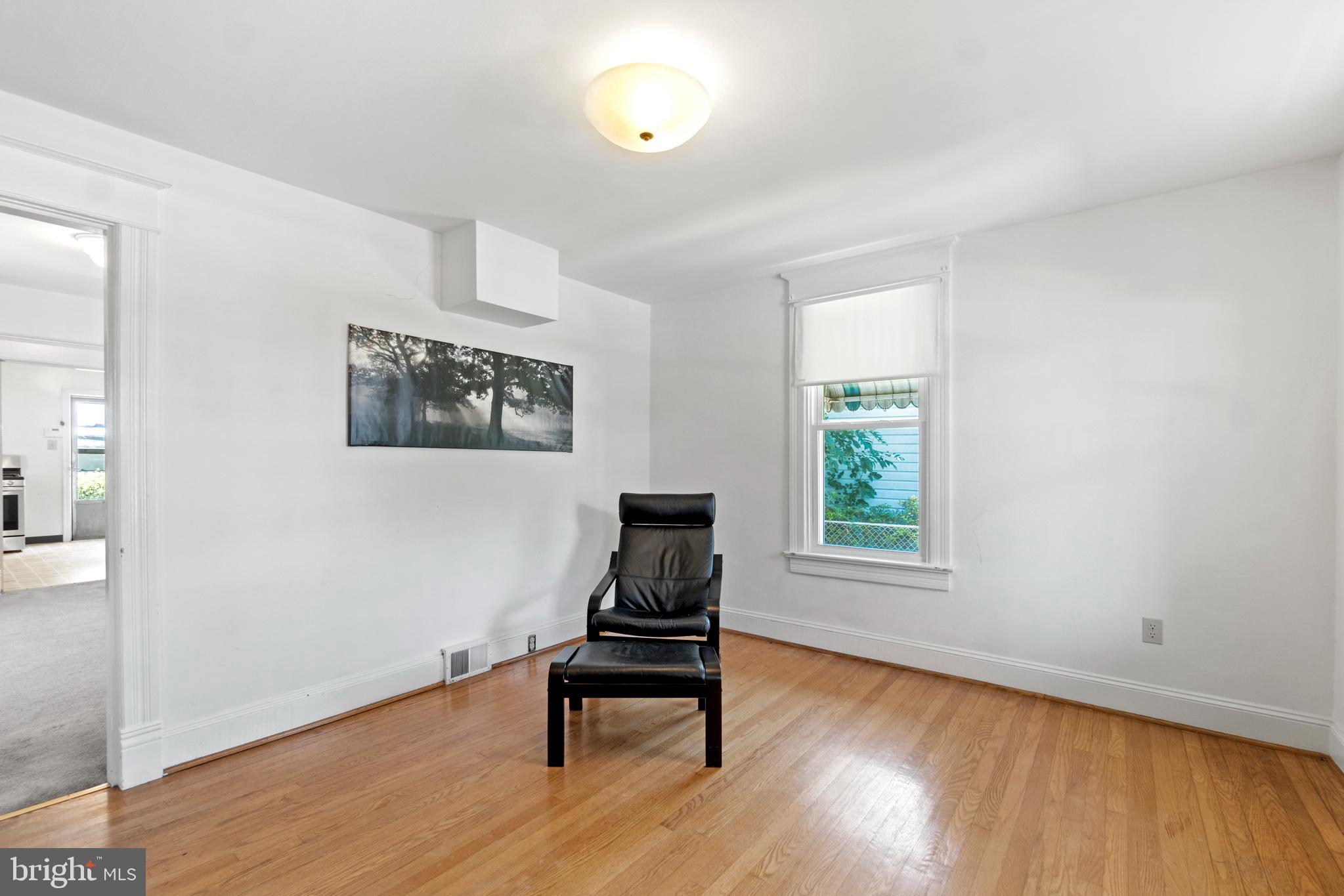 BRENTWOOD - Residential