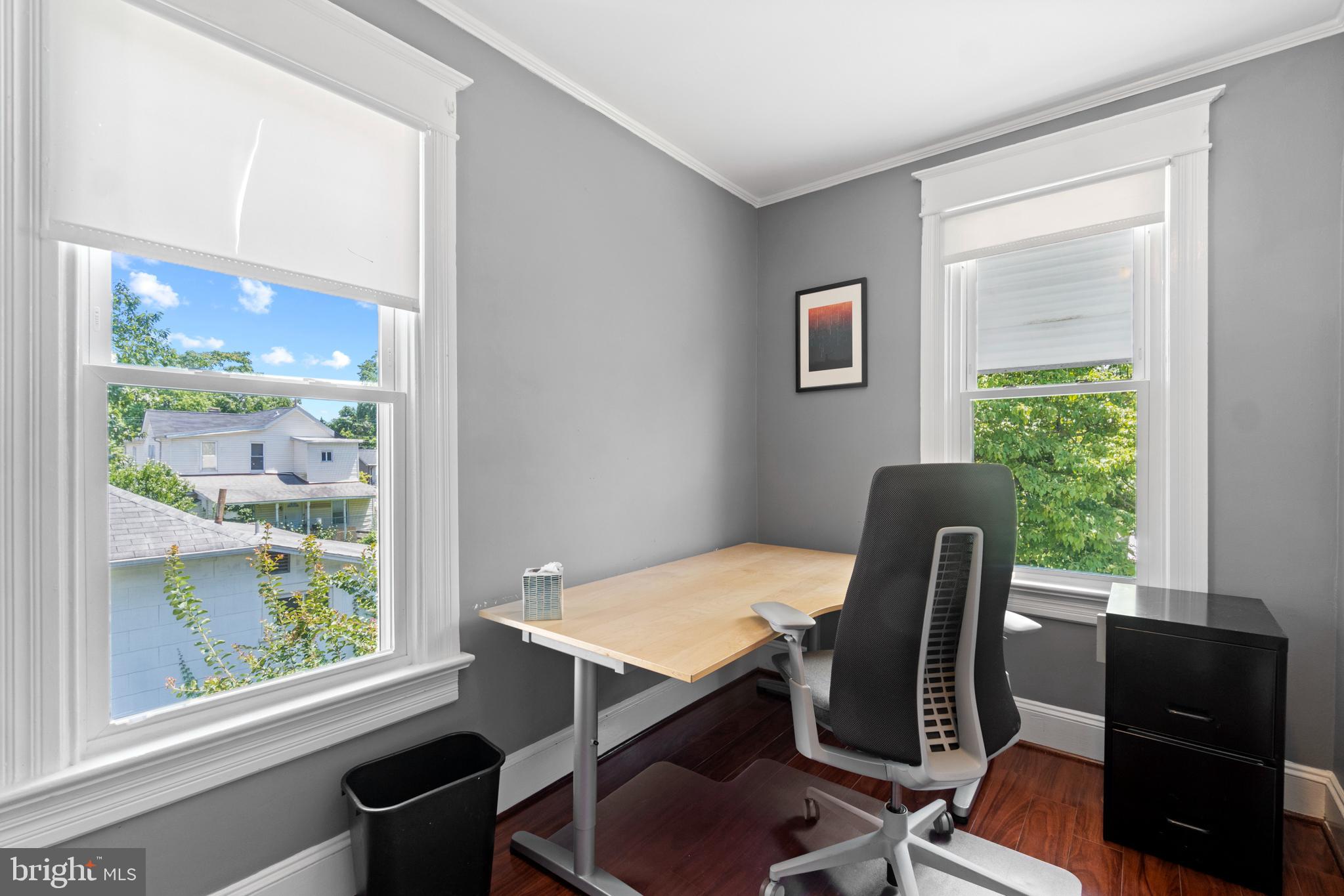 BRENTWOOD - Residential