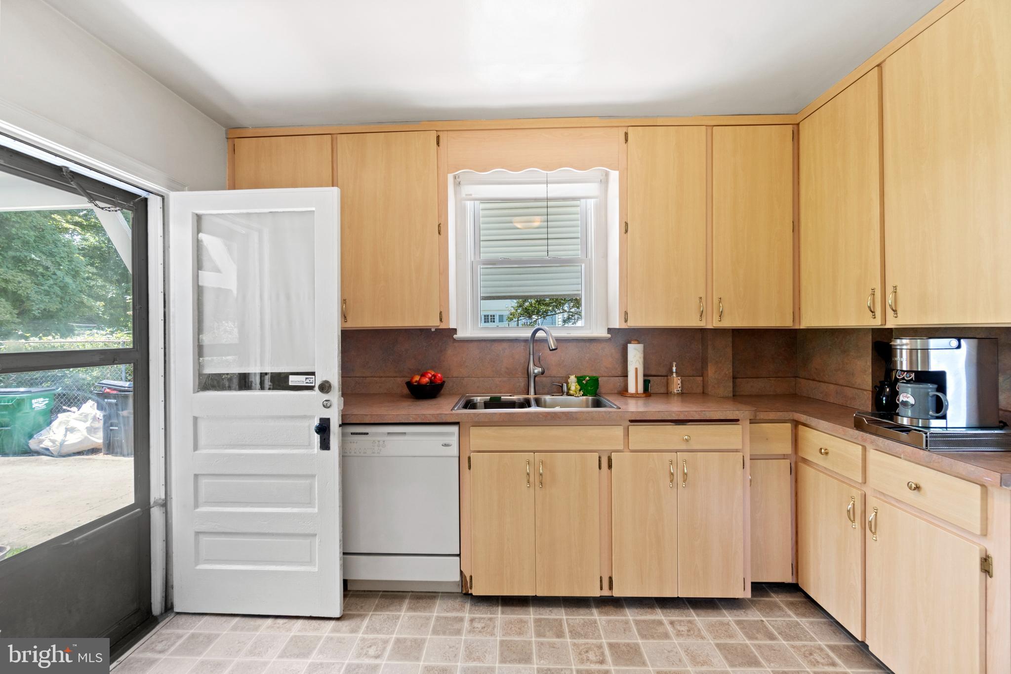 BRENTWOOD - Residential