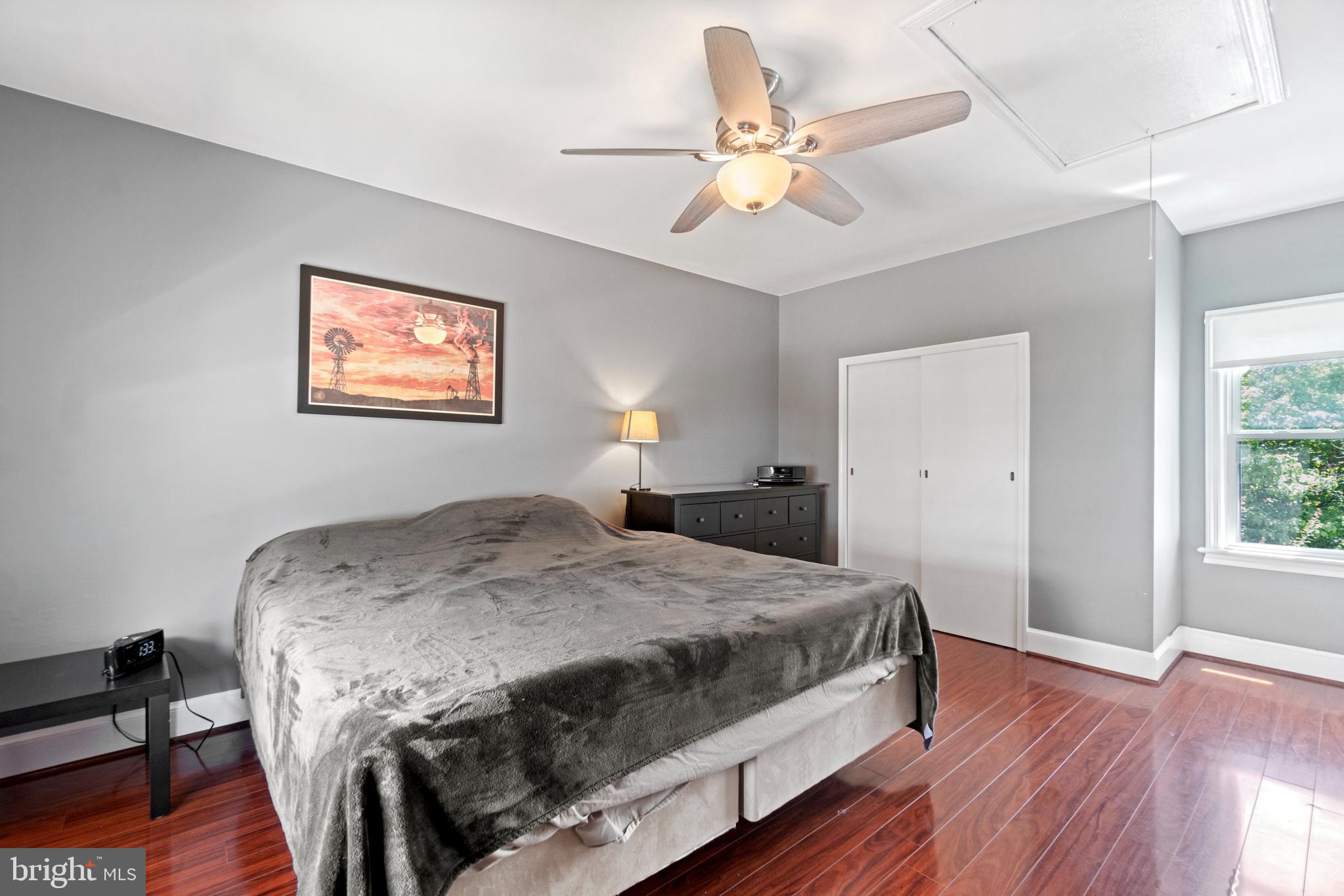 BRENTWOOD - Residential