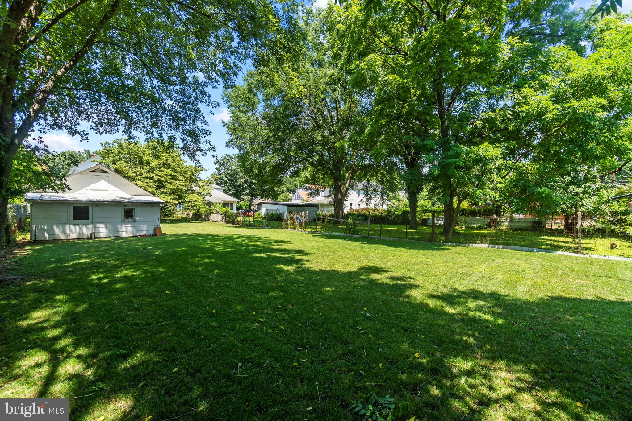 BRENTWOOD - Residential