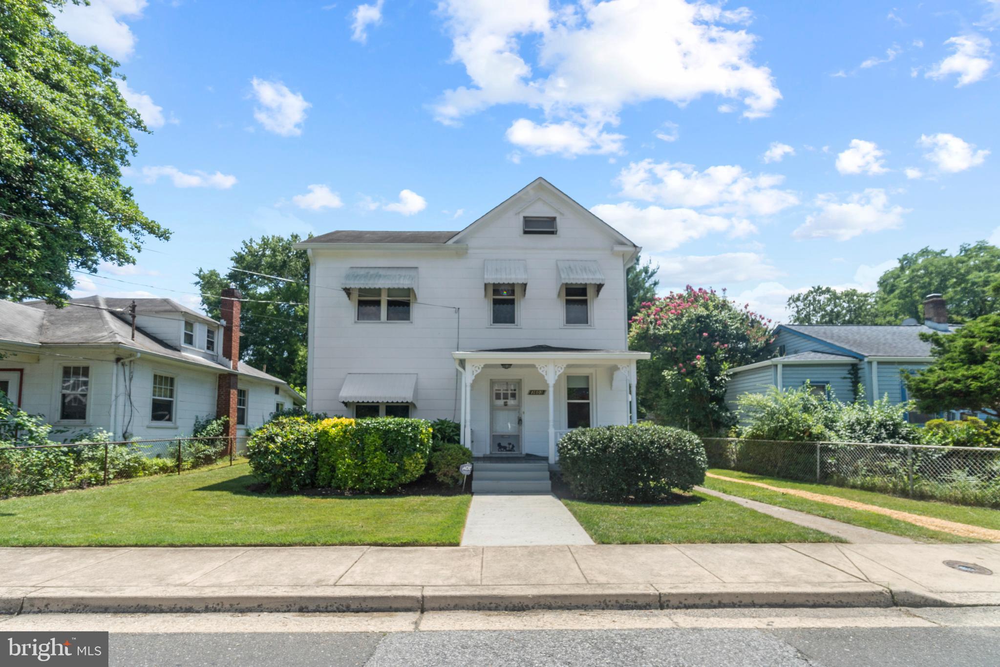 BRENTWOOD - Residential