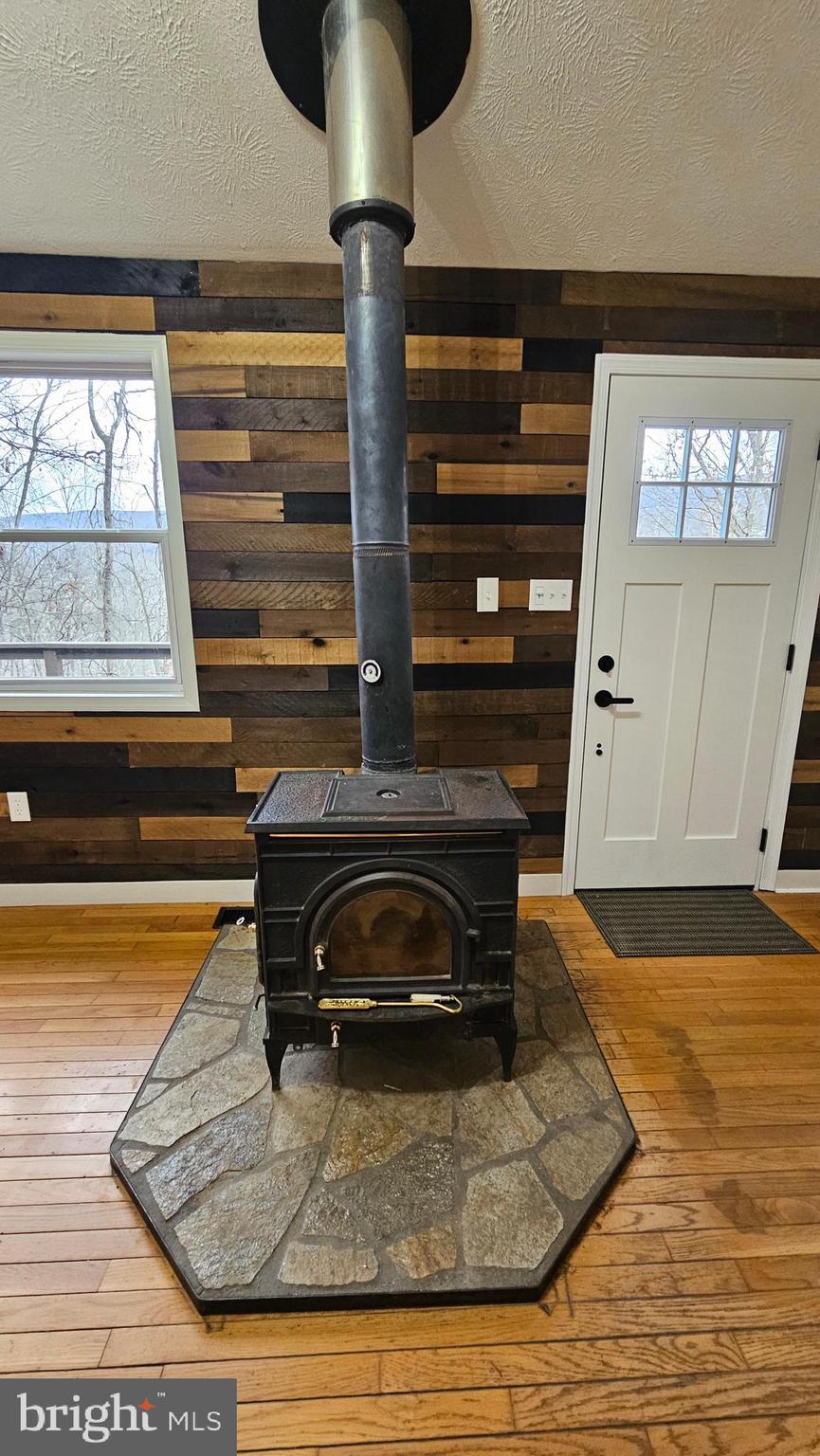 RIVER RIDGE - Residential