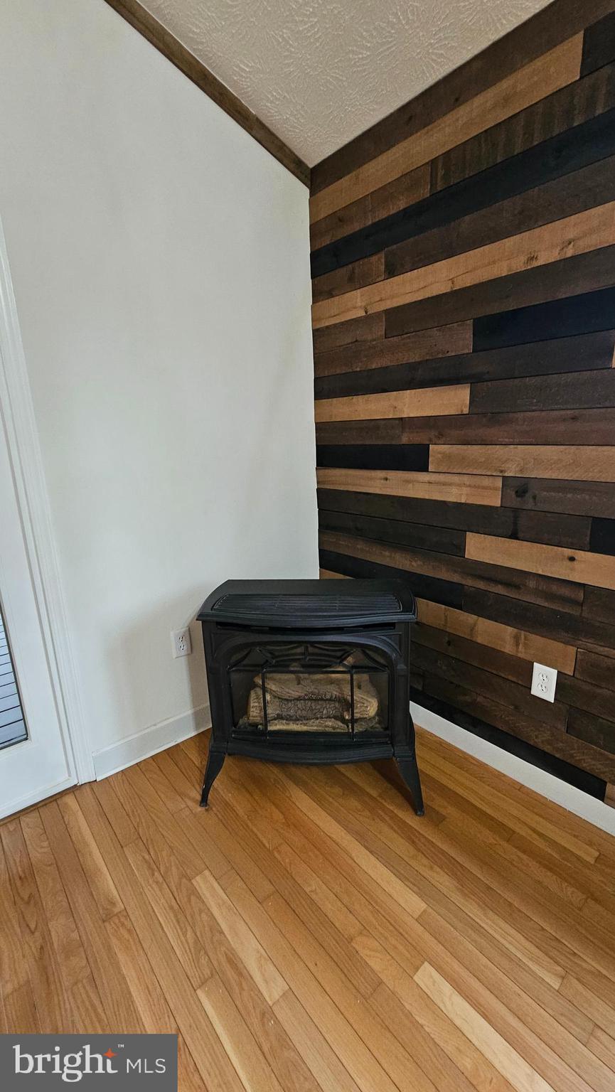 RIVER RIDGE - Residential