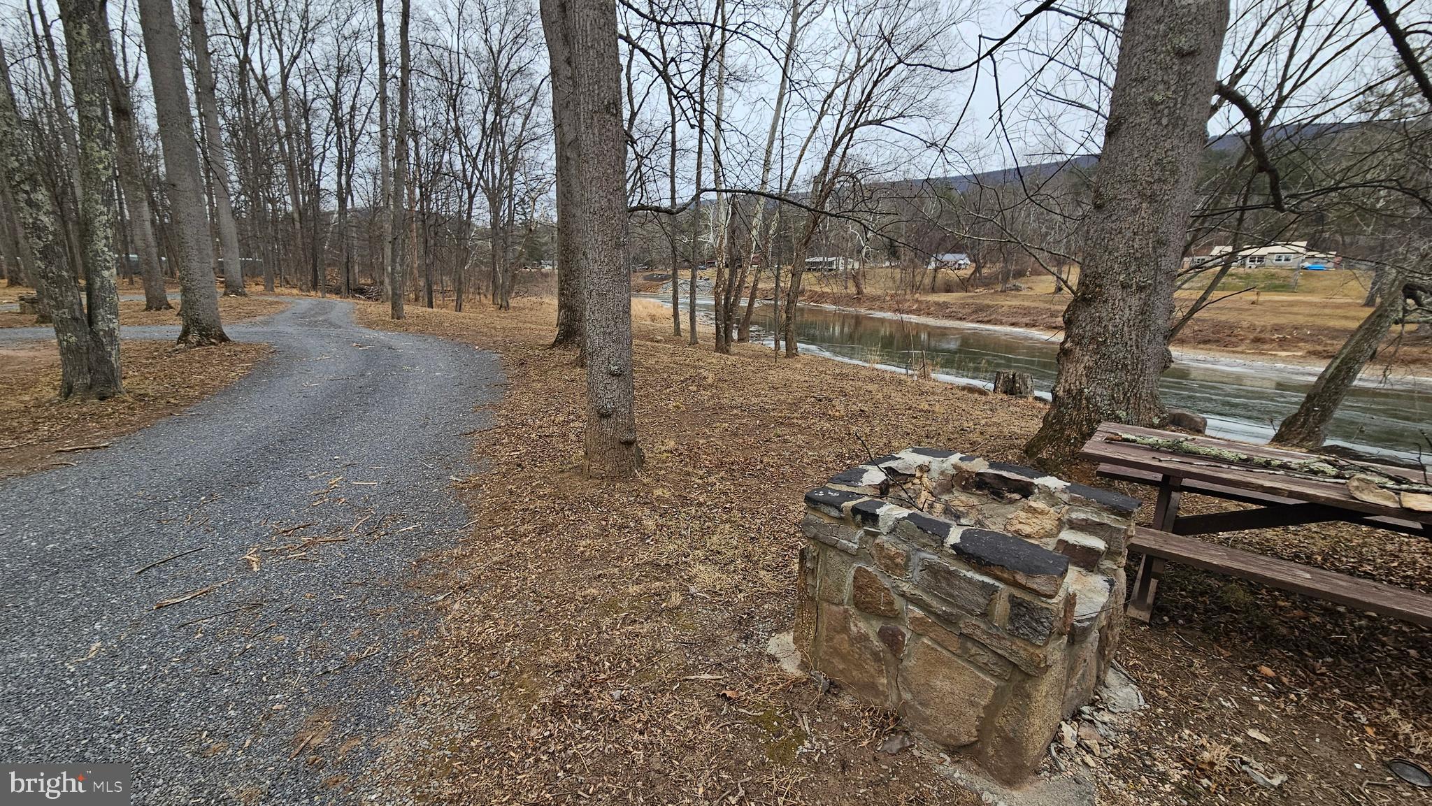 RIVER RIDGE - Residential