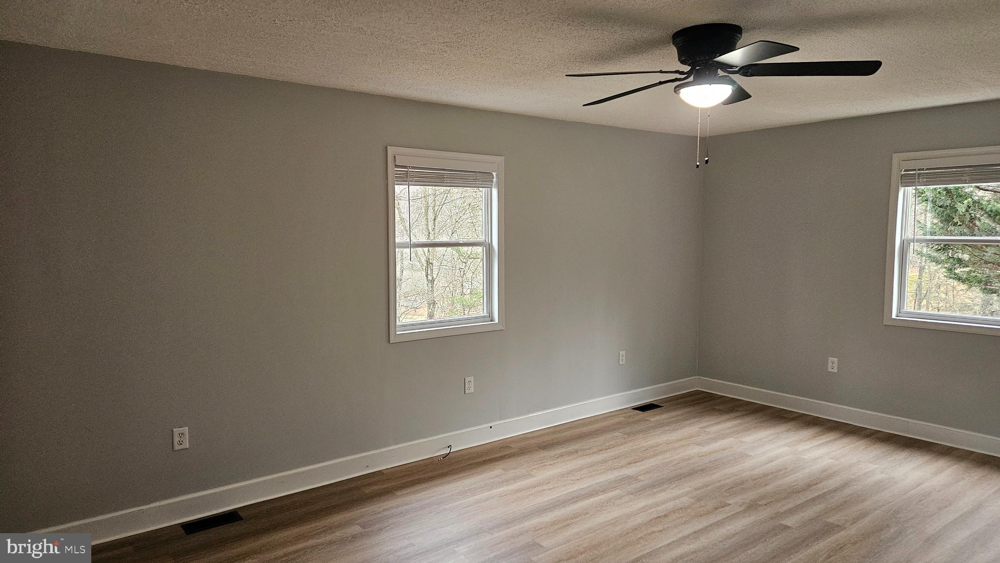 RIVER RIDGE - Residential