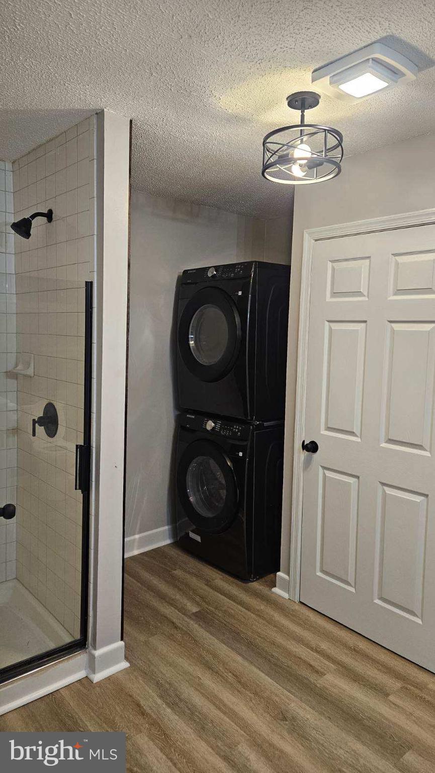 RIVER RIDGE - Residential