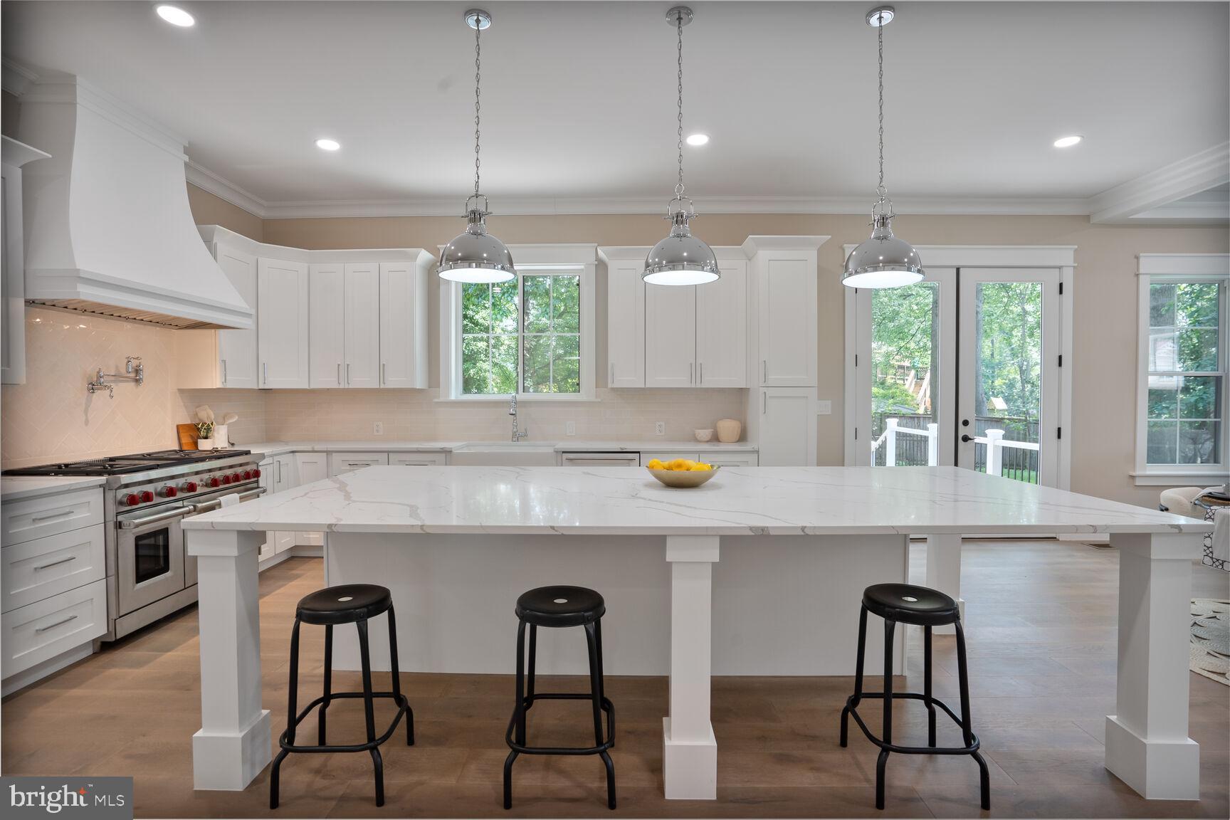 VIENNA WOODS - Residential