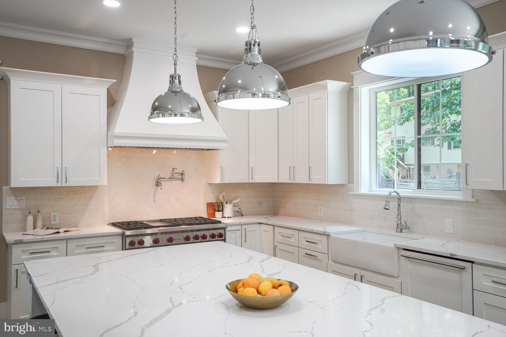 VIENNA WOODS - Residential