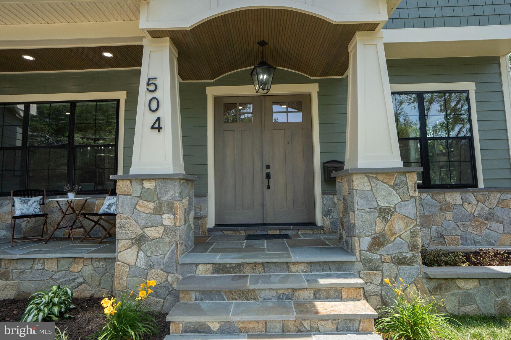 VIENNA WOODS - Residential