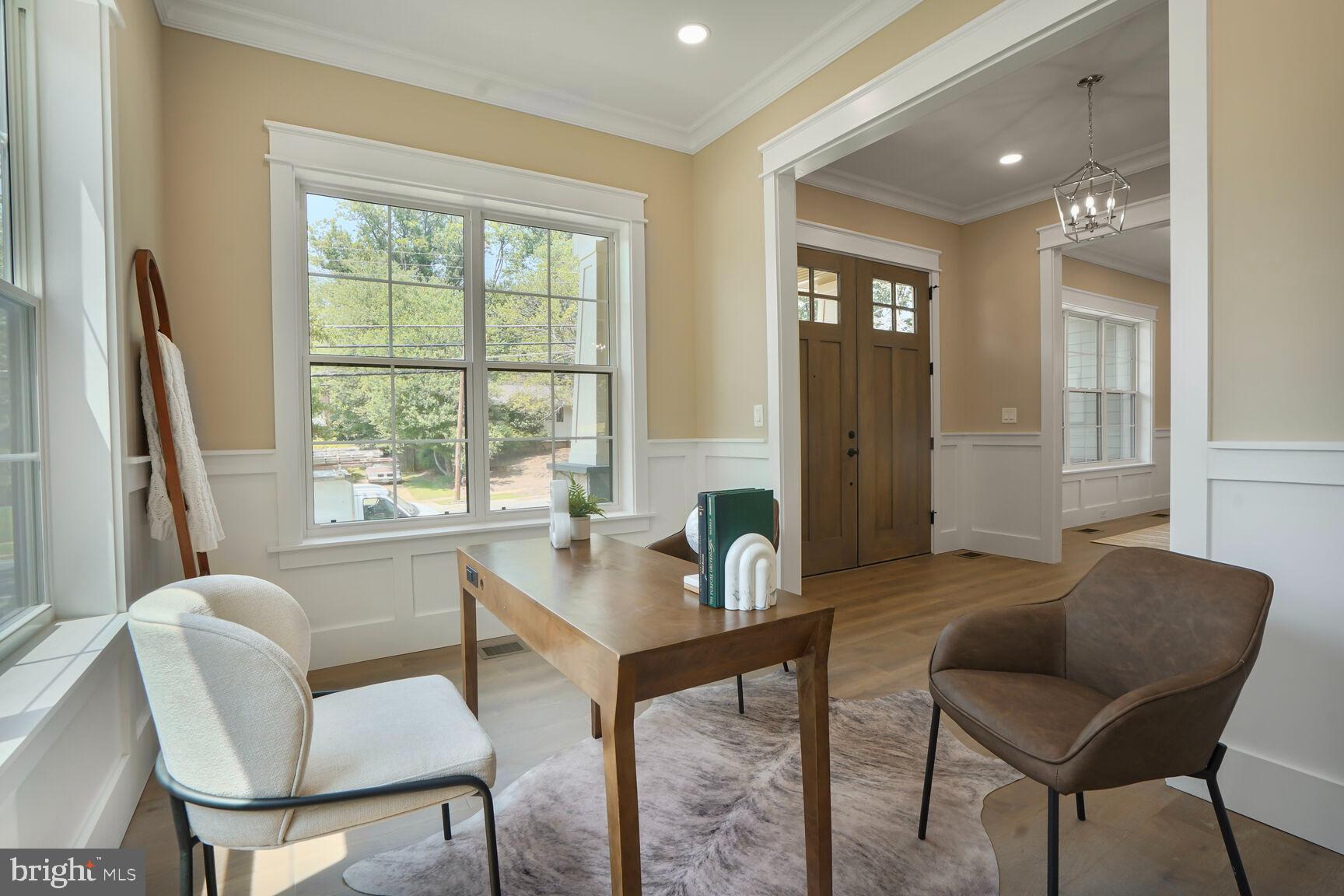 VIENNA WOODS - Residential