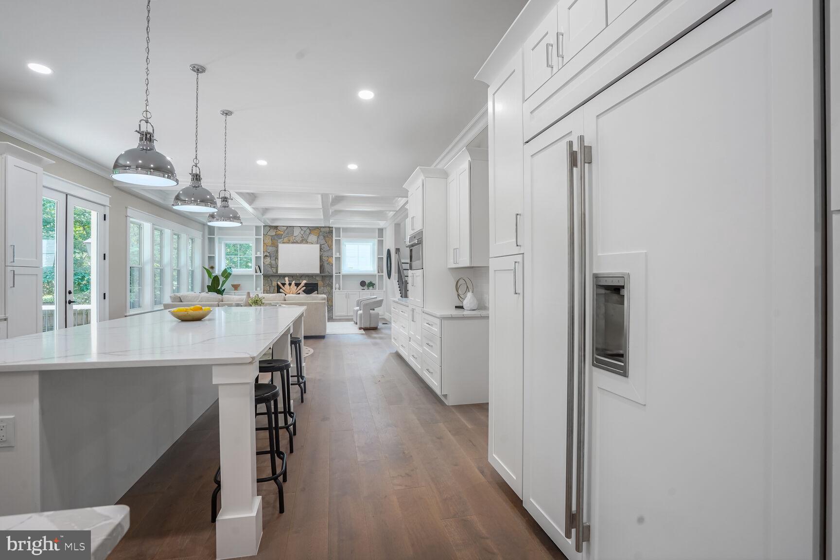 VIENNA WOODS - Residential