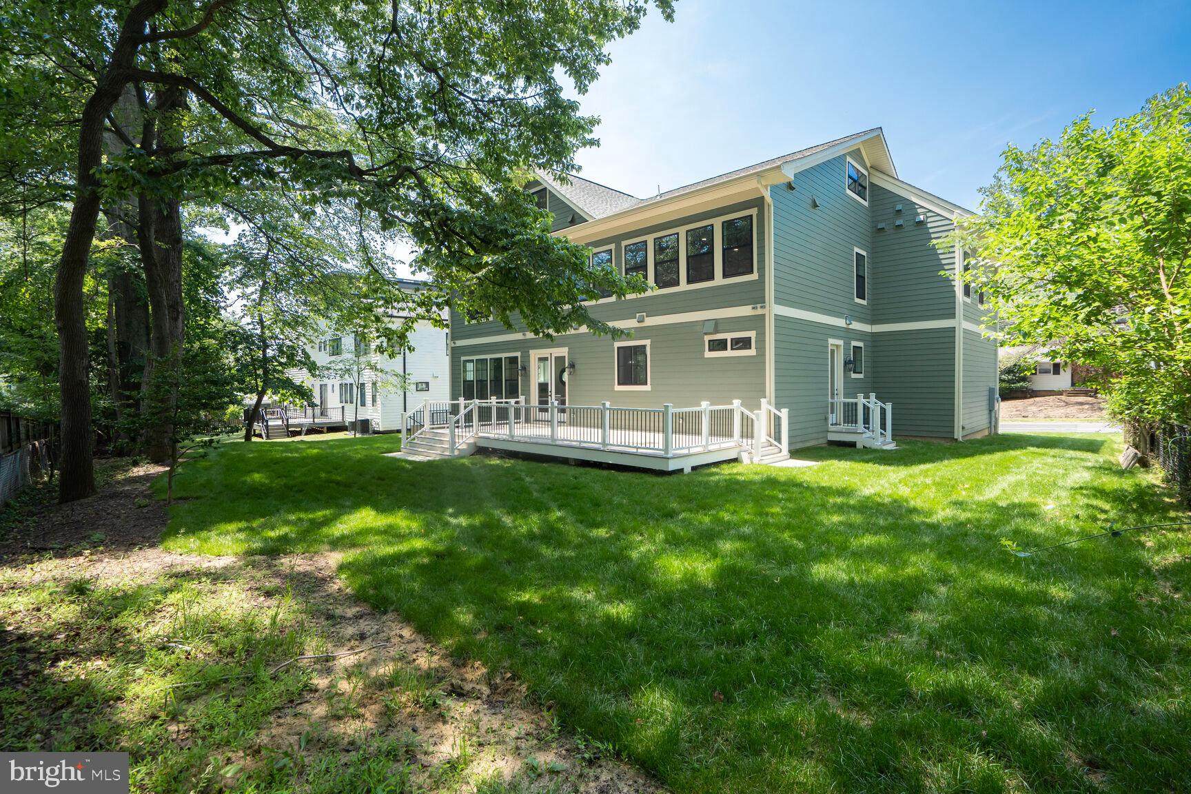 VIENNA WOODS - Residential